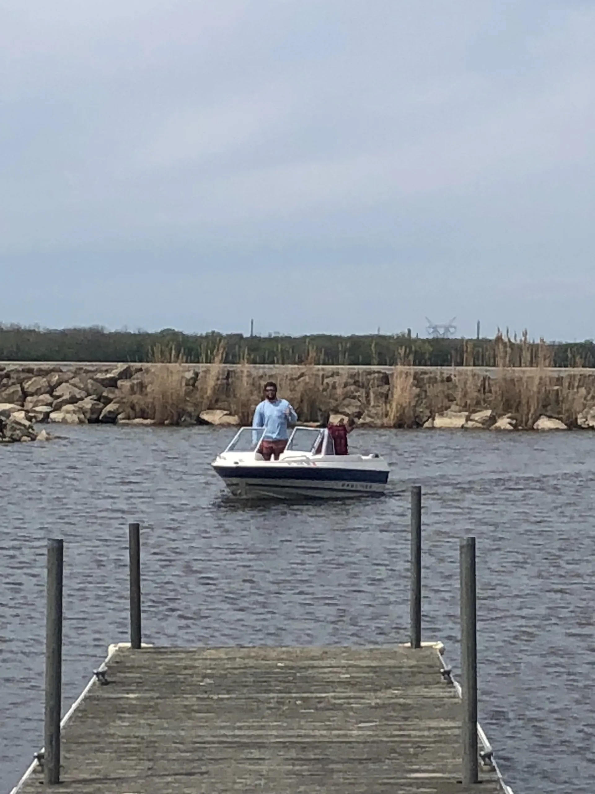 Bayliner 1604 Capri CL Sportsman  in Bolingbrook, IL — photo 3