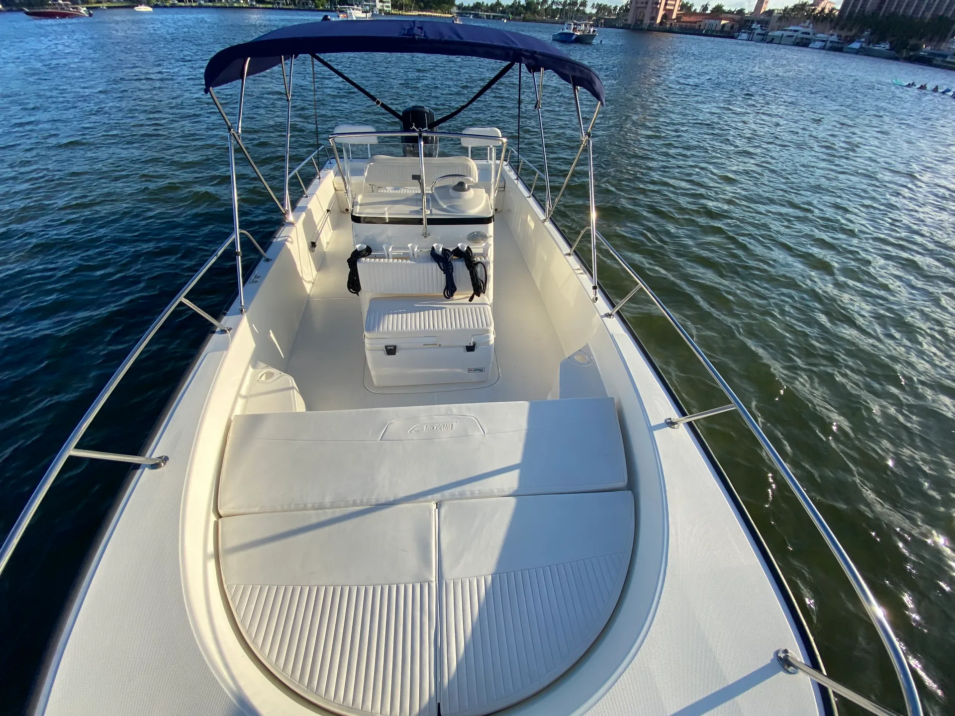 Cruise in Style! 21' Boston Whaler Fits Up to 9