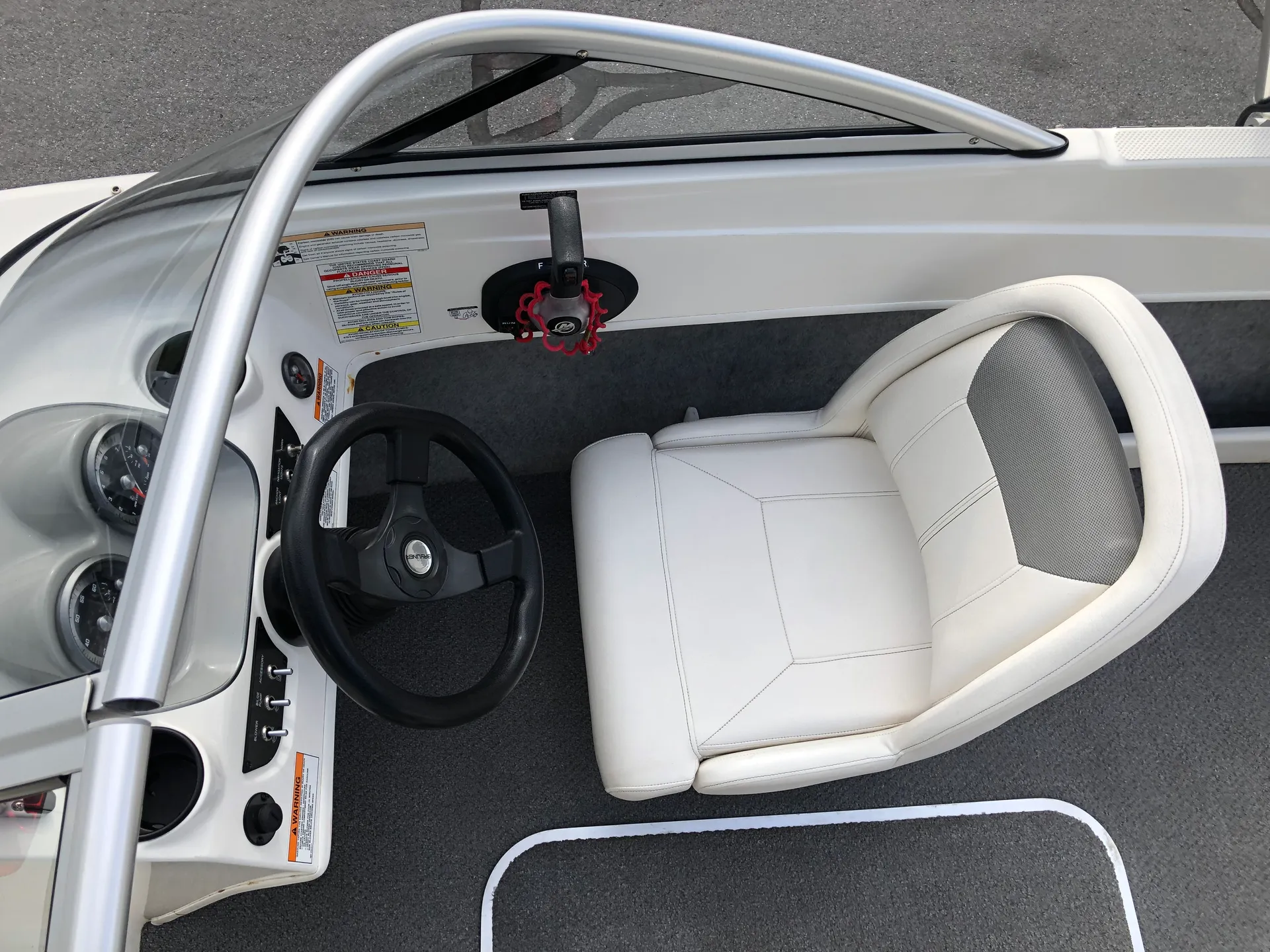 **ALL INCLUSIVE **VERY LIGHT 3000LB TOWS W/ SUV**SEATS 7*