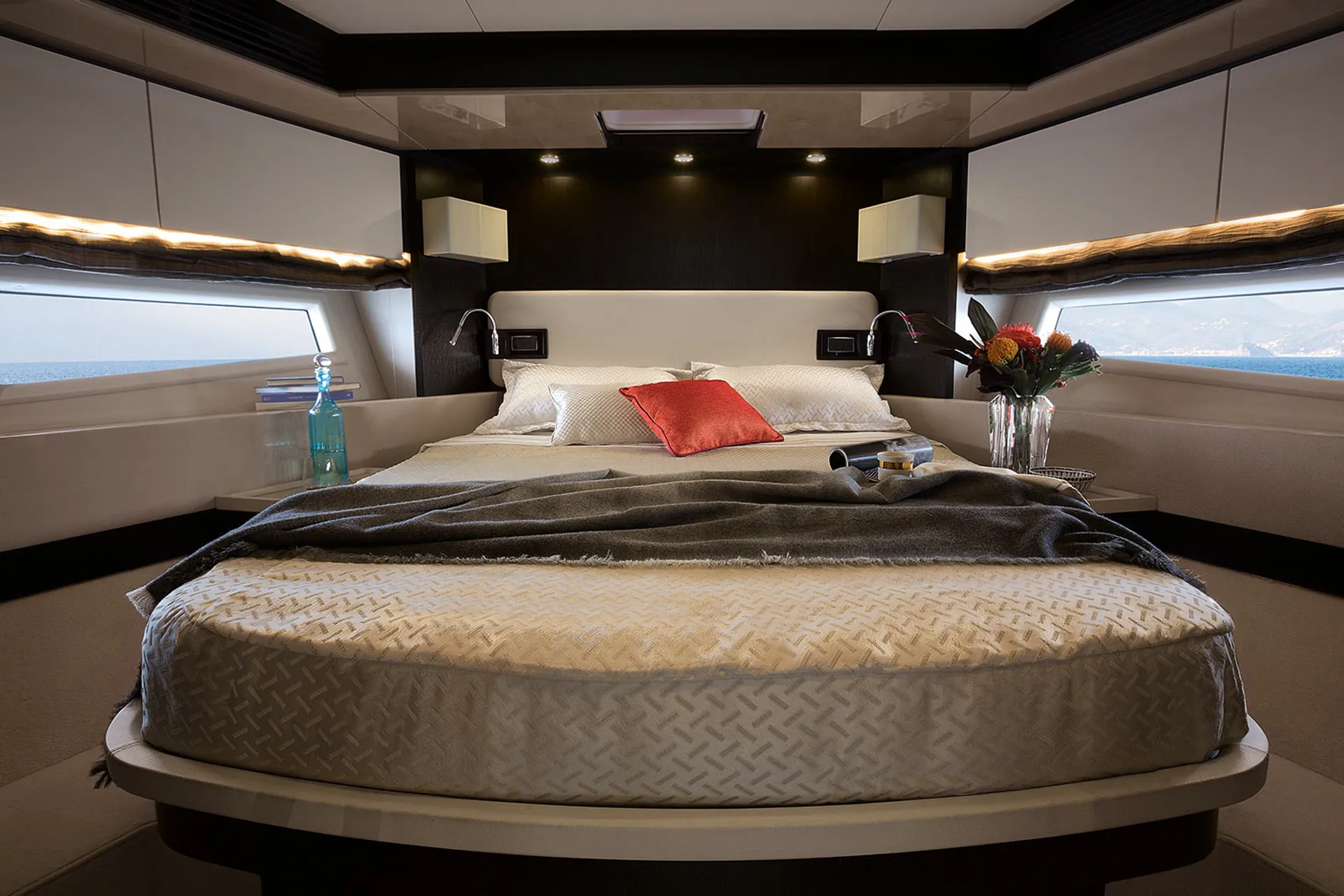 Azimut 66 in Miami, FL — photo 5