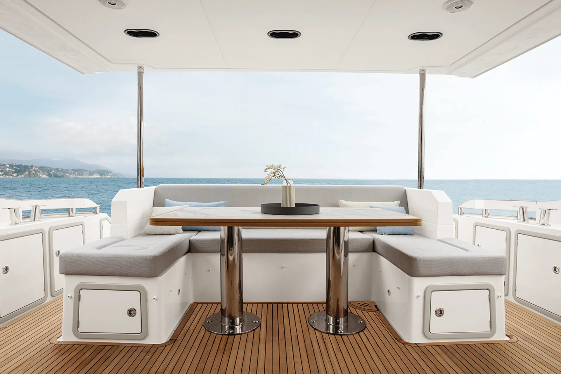 Azimut 66 in Miami, FL — photo 8