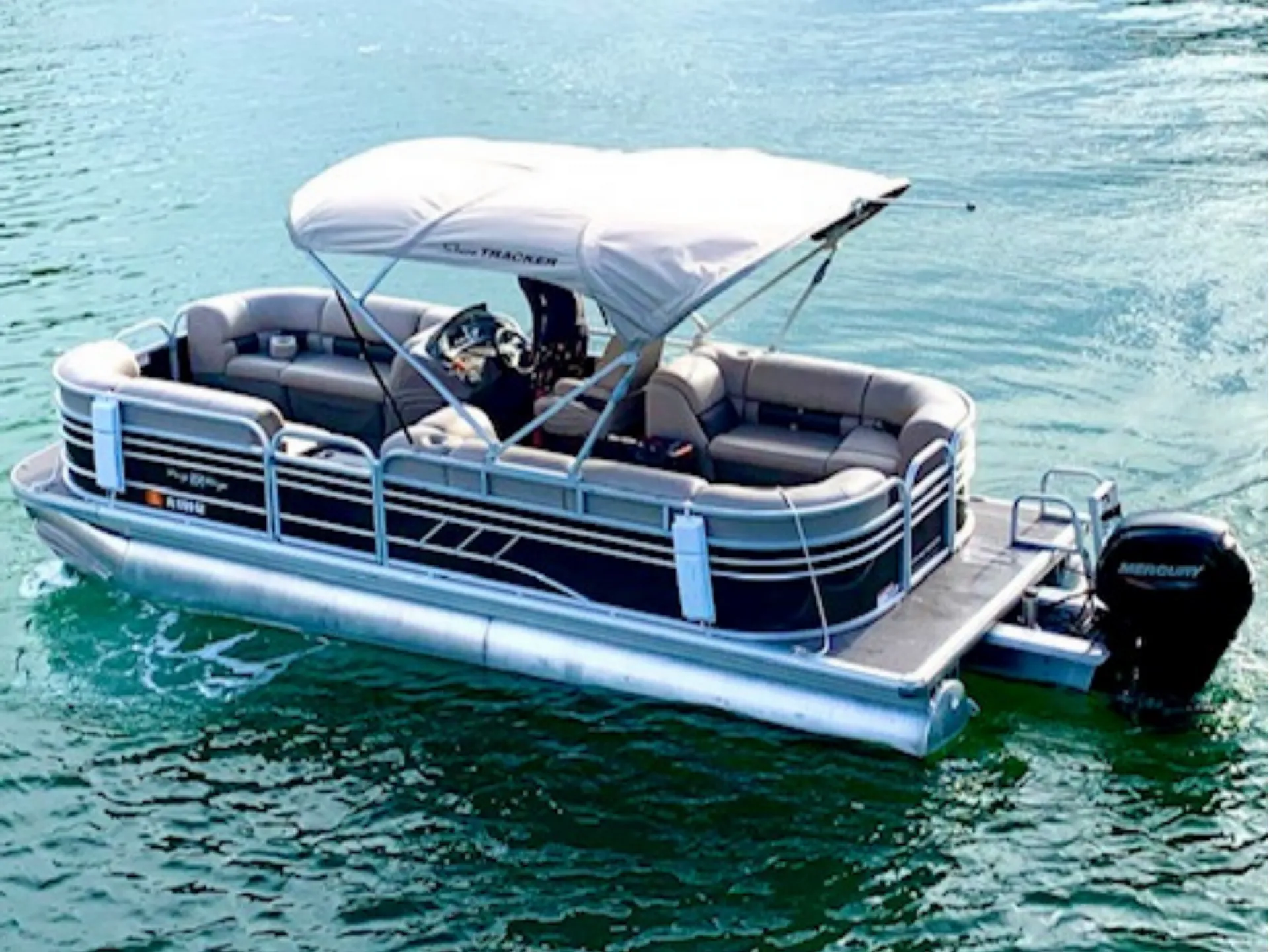 SUN TRACKER PARTY BARGE 24 DLX in Hollywood, FL — photo 10
