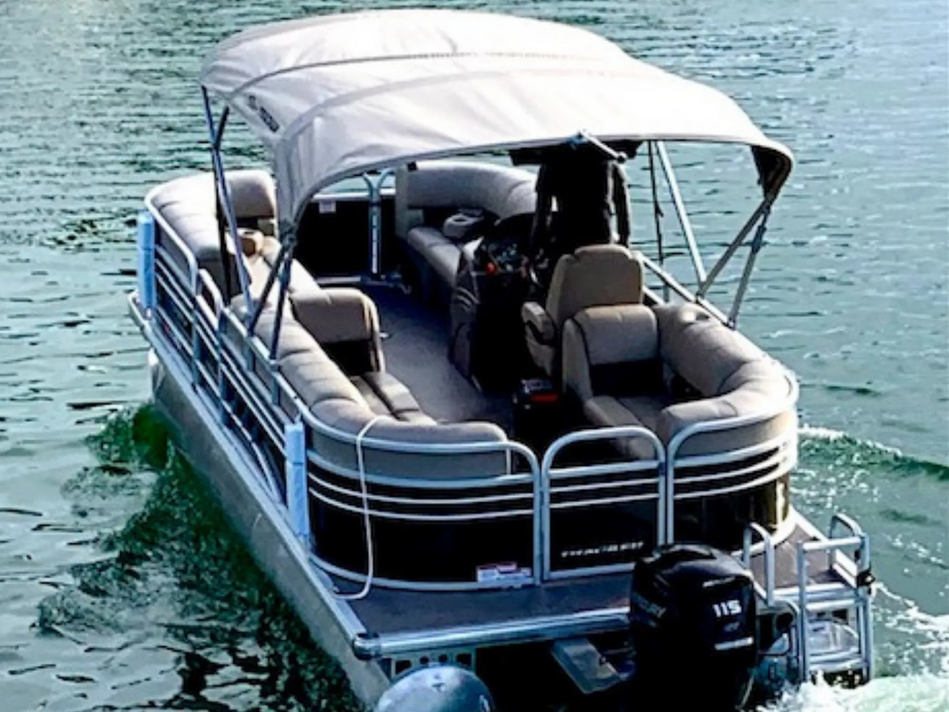 SUN TRACKER PARTY BARGE 24 DLX in Hollywood, FL — photo 9