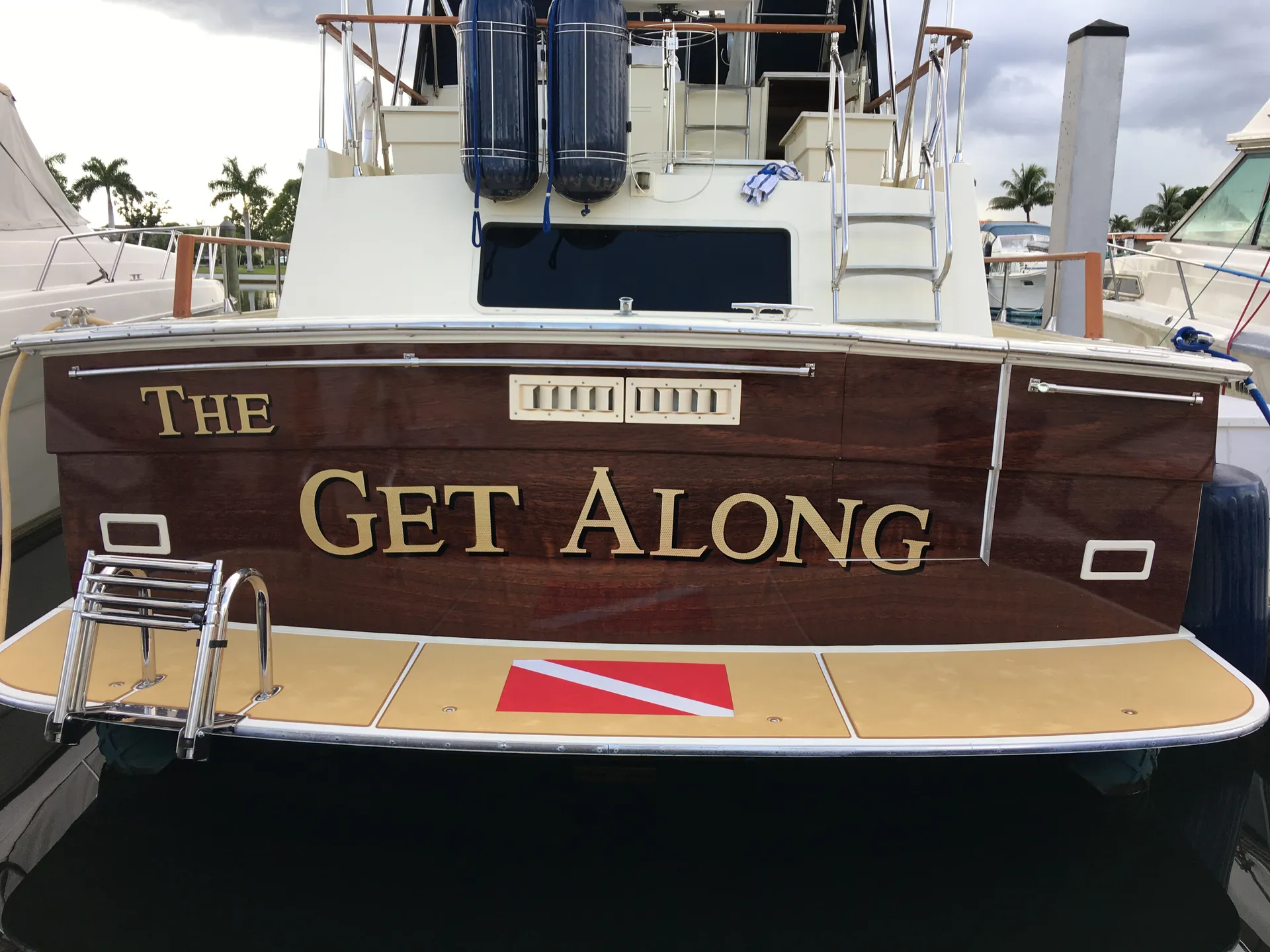 Tollycraft Boats 48 Motor Cockpit Yacht in Fort Pierce, FL — photo 2