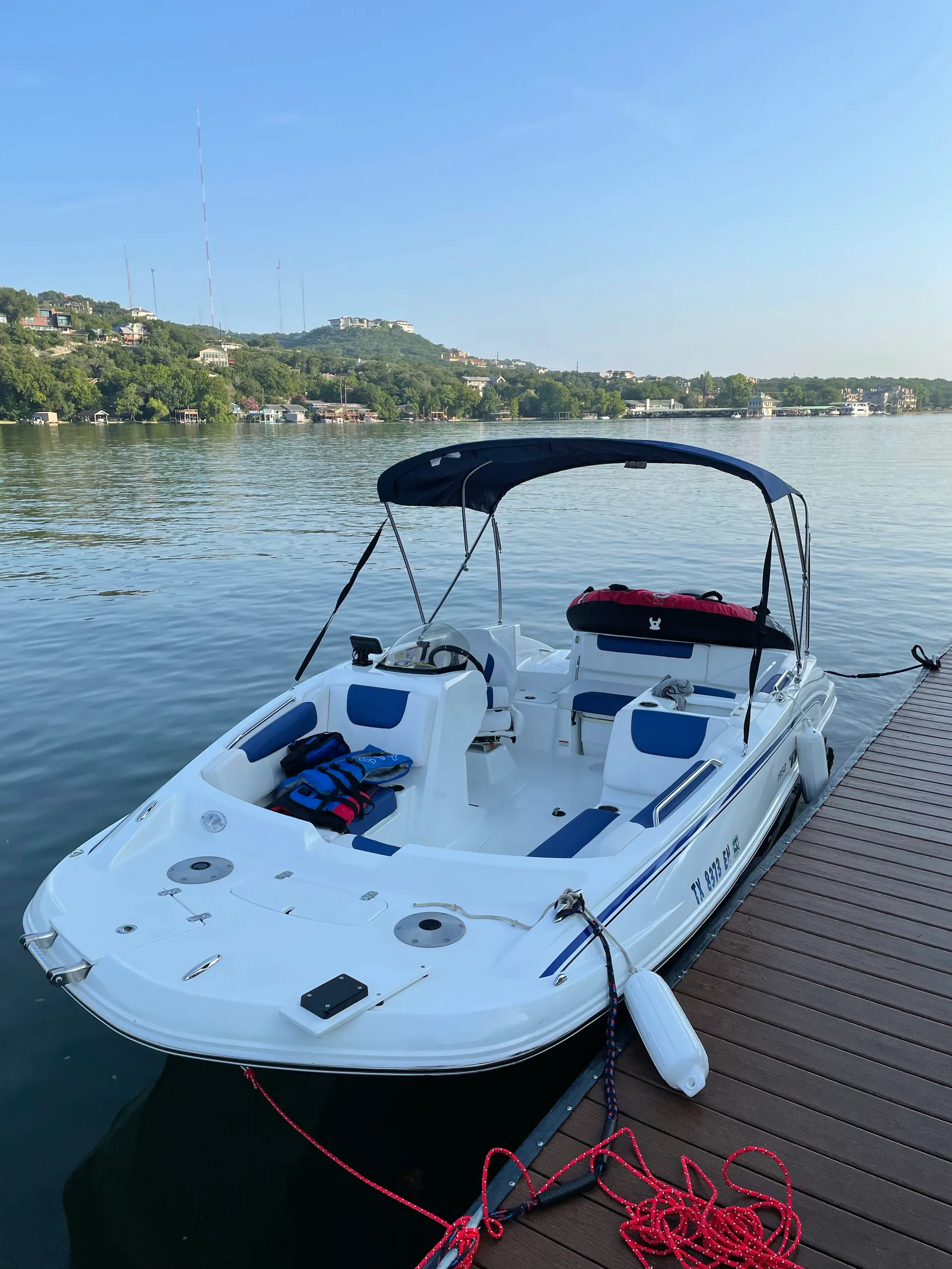 Tahoe by Tracker Marine 195 I/O in Austin, TX — photo 10
