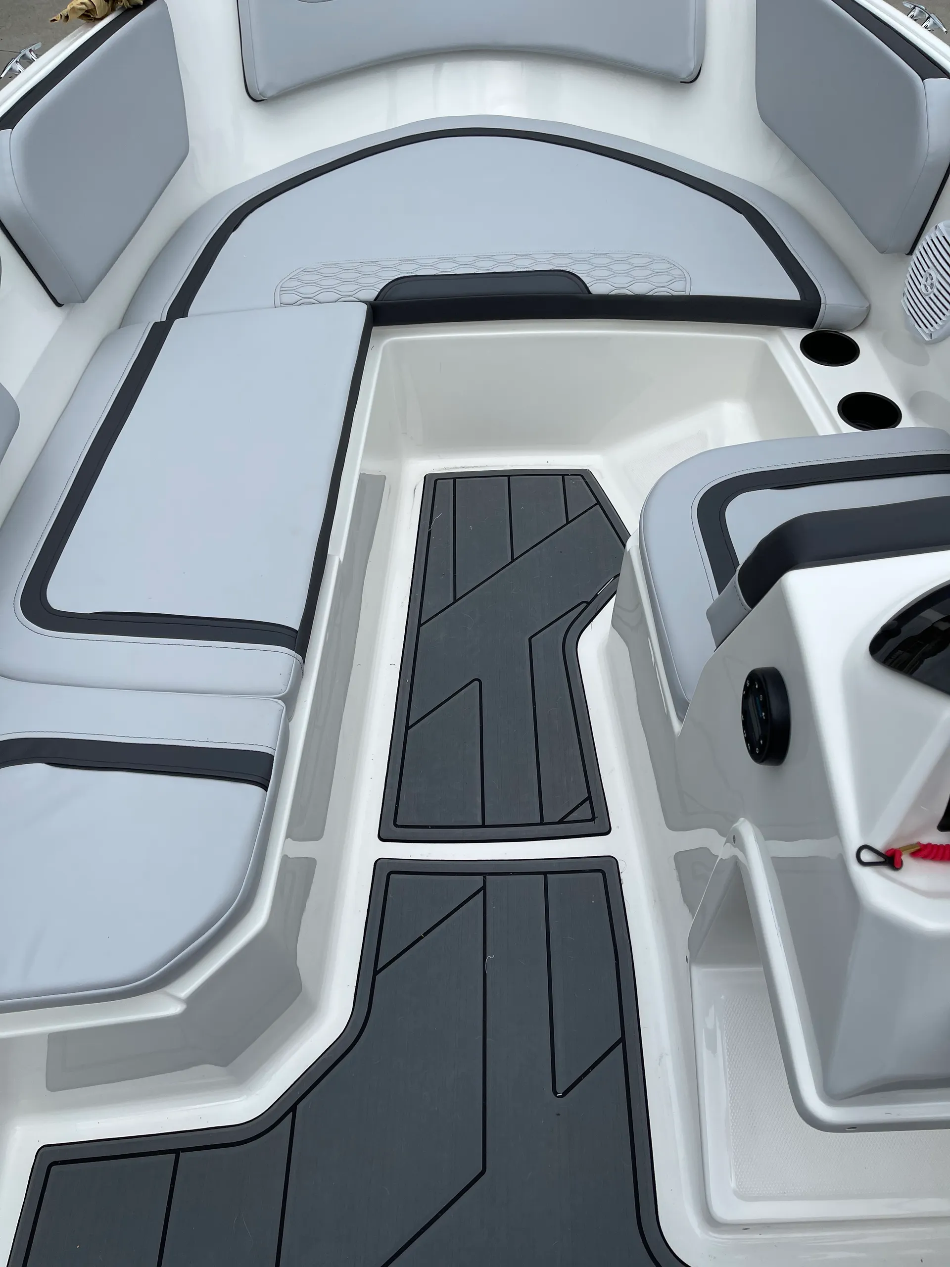 Bayliner Element M15 in Dana Point, CA — photo 2