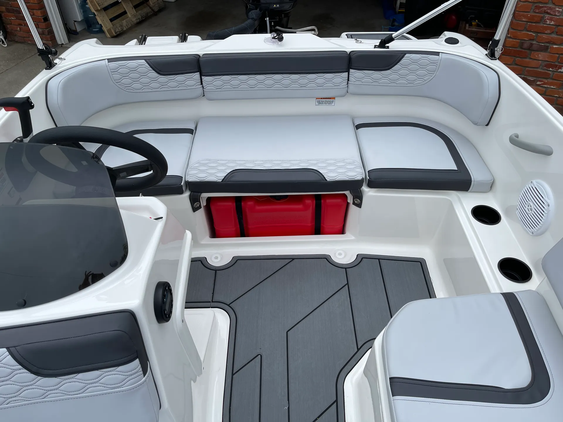 Bayliner Element M15 in Dana Point, CA — photo 4