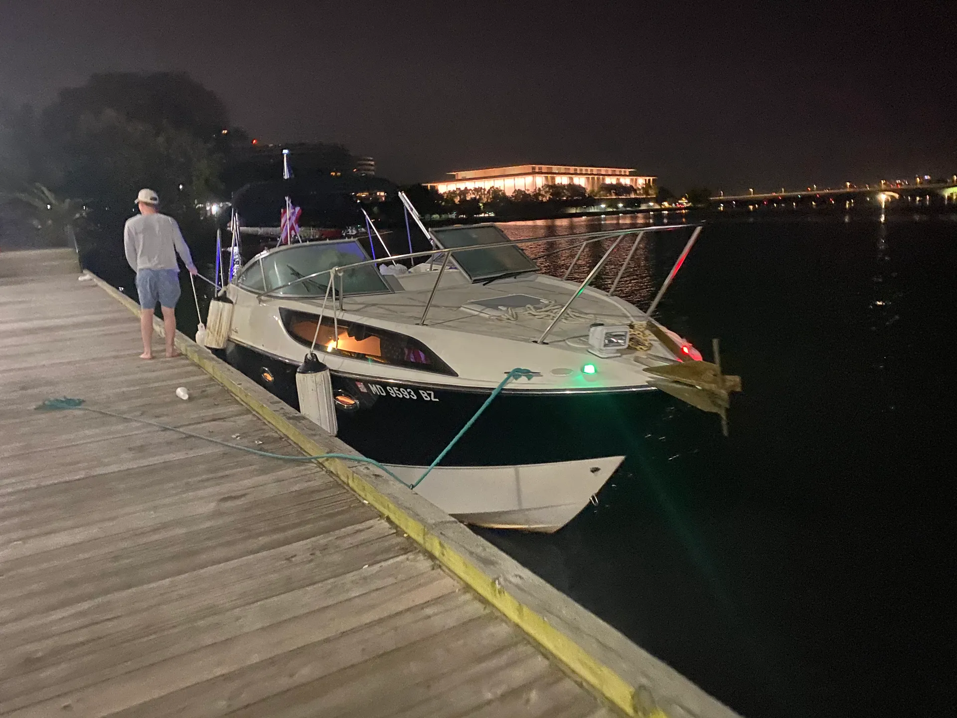 Bayliner 245 Cruiser in Arlington, VA — photo 5
