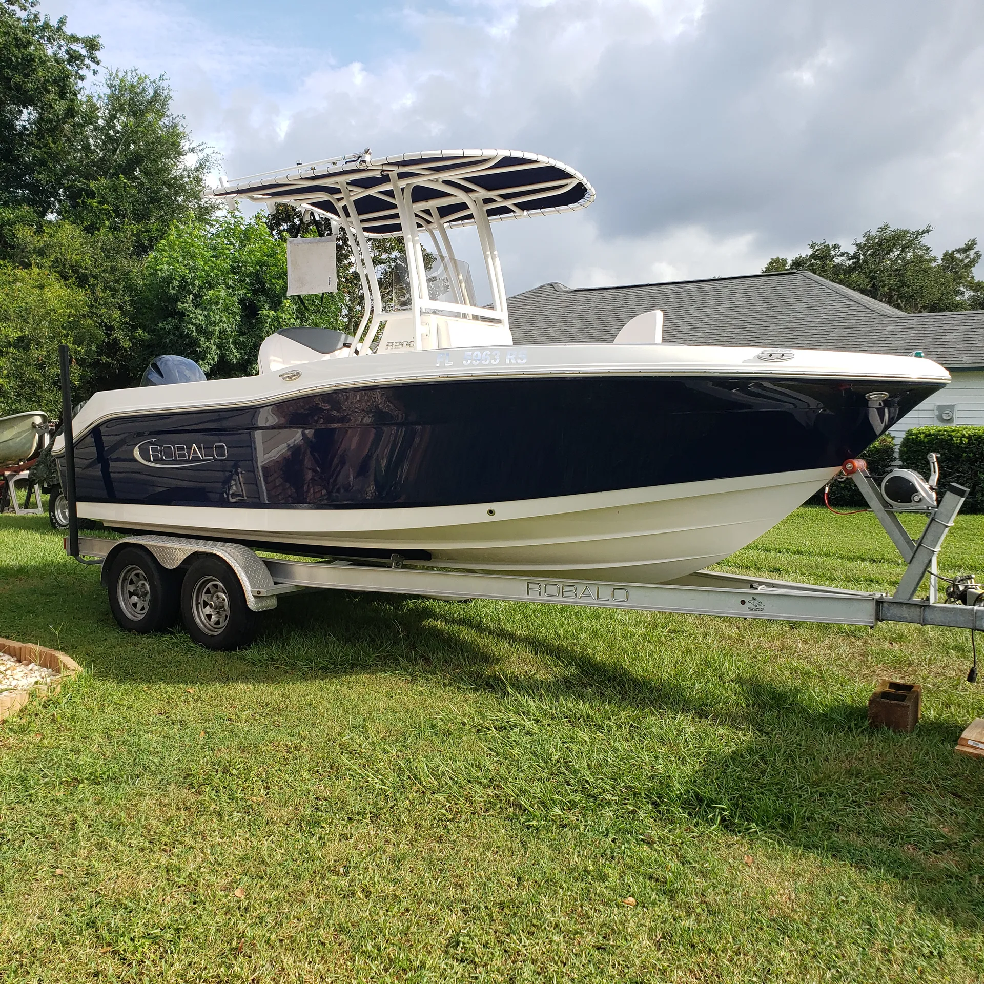 ROBALO R200 CC W/F150XA W/TRLR in Atlantic Beach, FL — photo 2