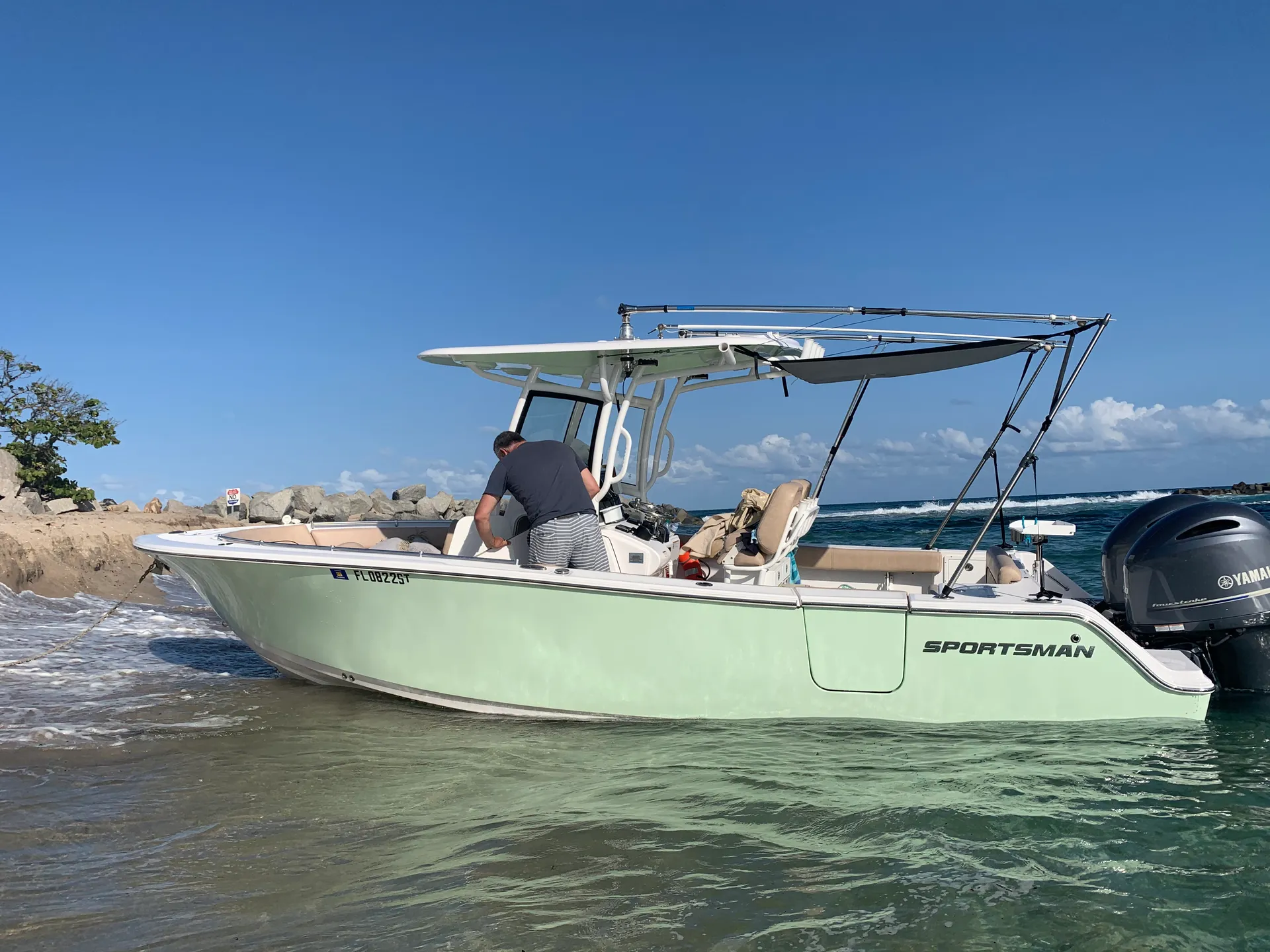 Sportman 251 Heritage  in Pompano Beach, FL — photo 2