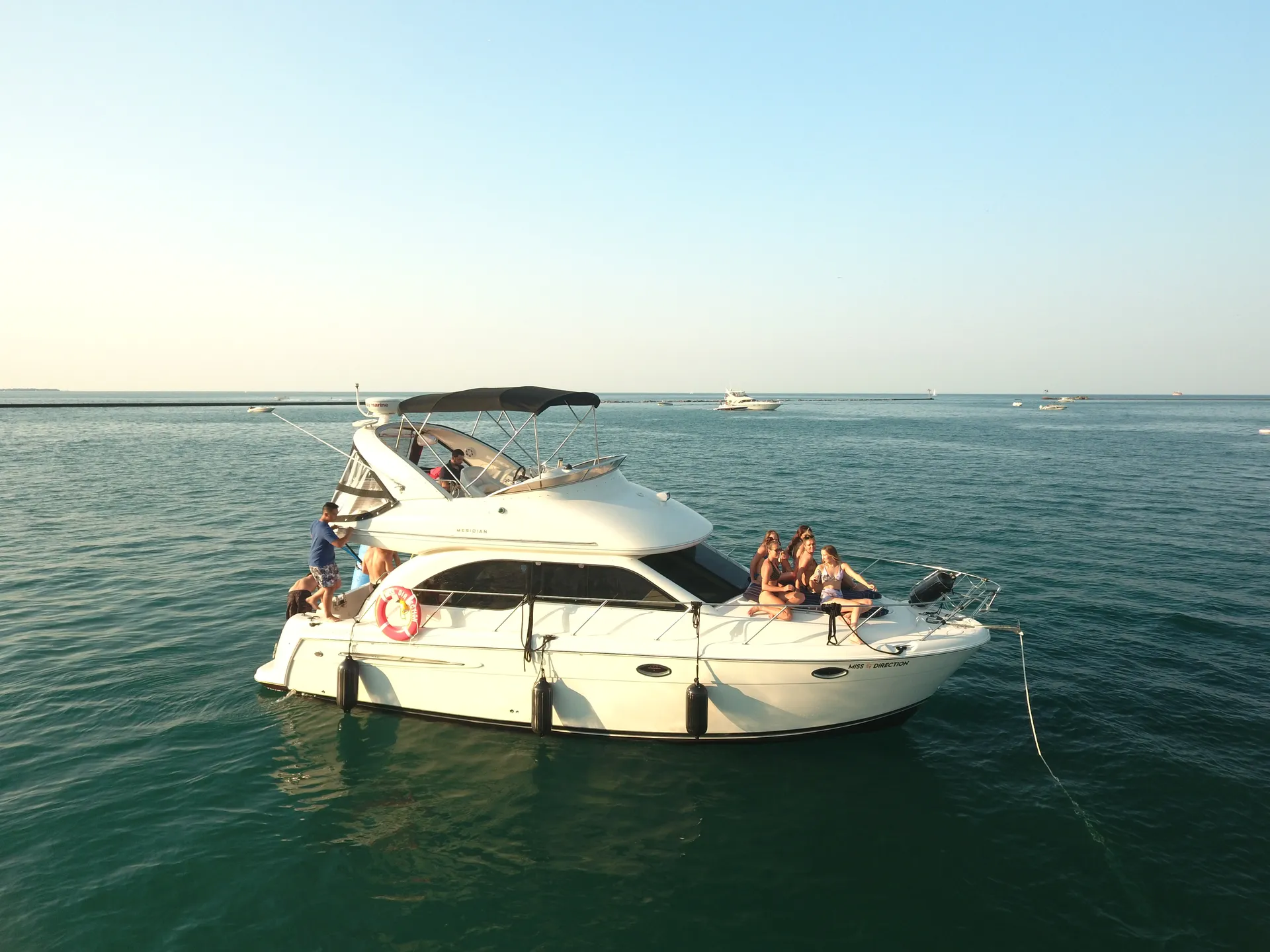 Meridian Yachts 341 Sedan in Chicago, IL — photo 2