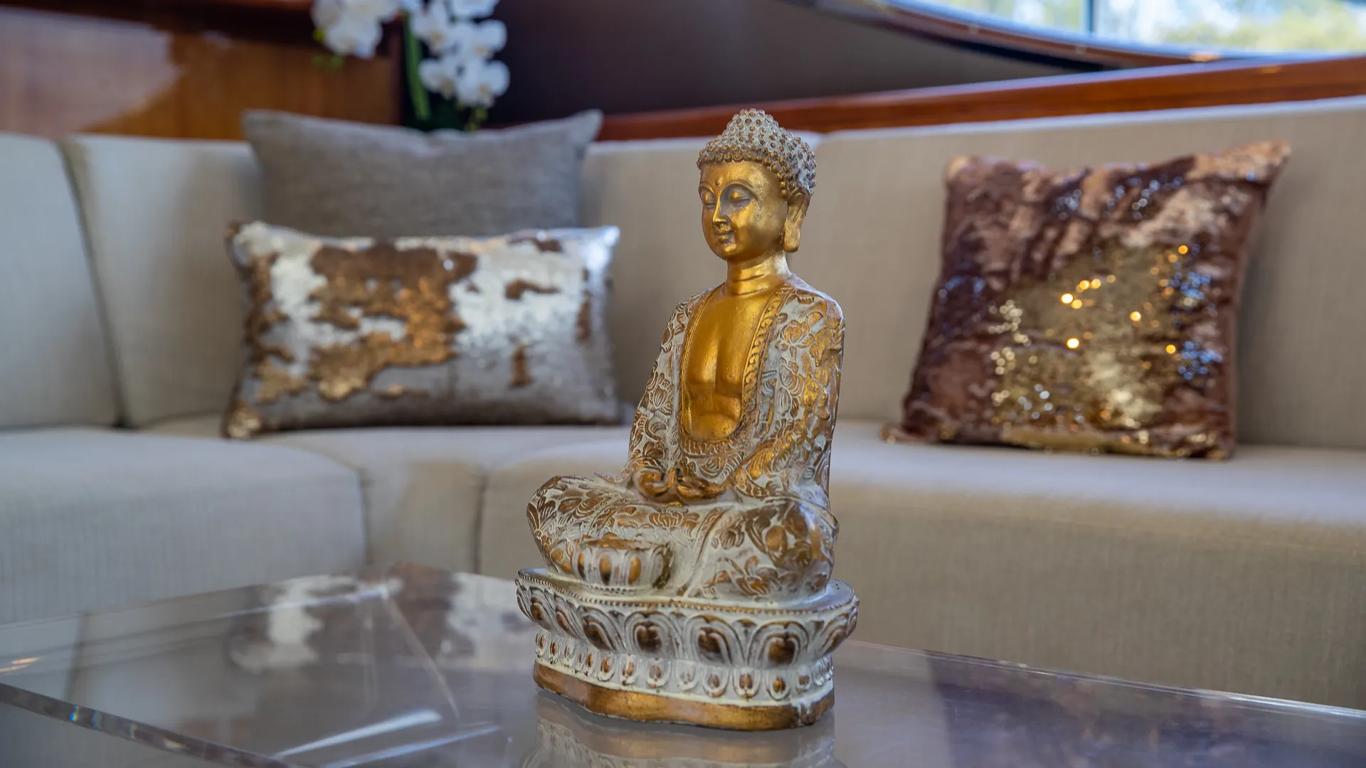 Ferretti Cruiser  in Miami Beach, FL — photo 4