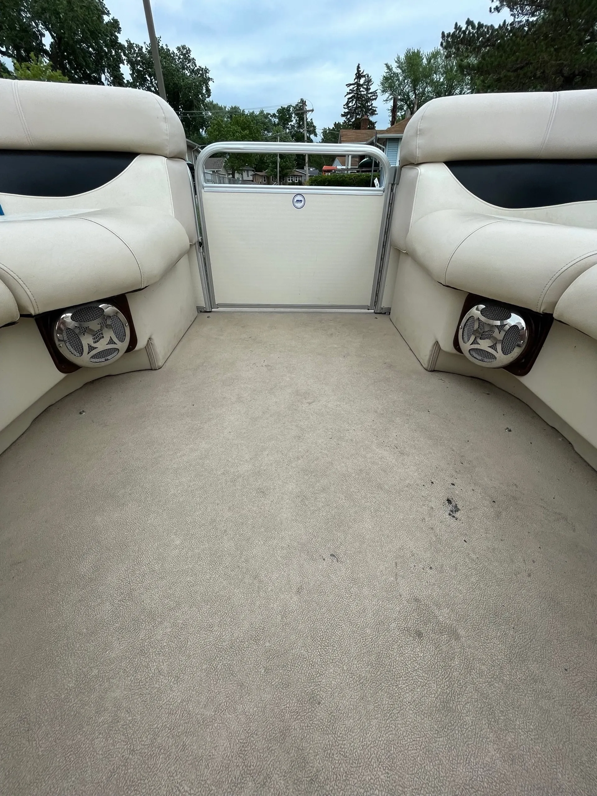 Godfrey Marine Aqua Patio 200 in Ingleside, IL — photo 6