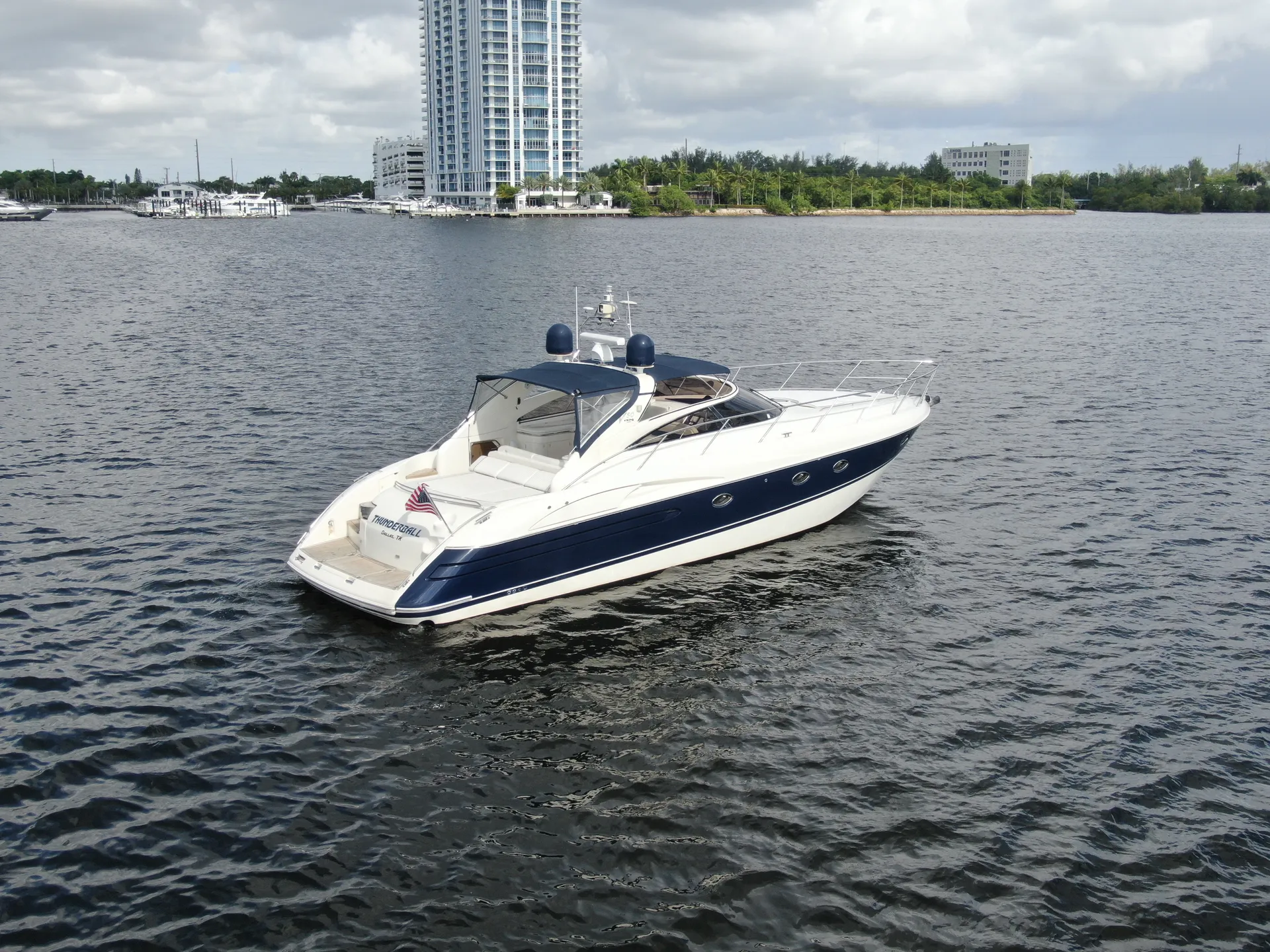 Viking Yacht Viking Princess V50 in North Miami Beach, FL — photo 4