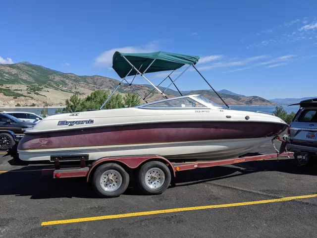 Rent a Bryant Boats ski and wakeboard in Sandy, UT near me