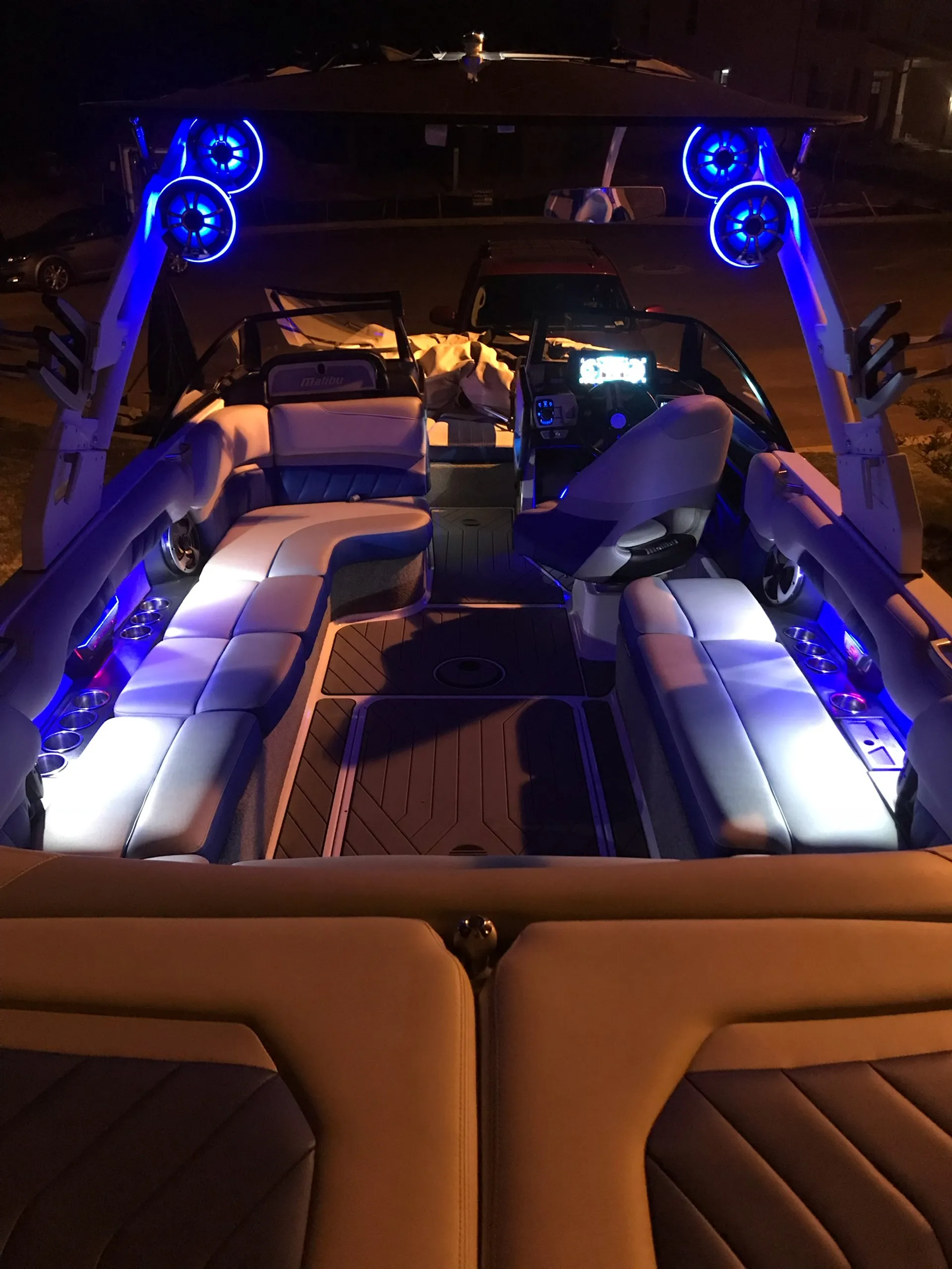 MALIBU BOATS WAKESETTER 25 LSV in Cumming, GA — photo 6