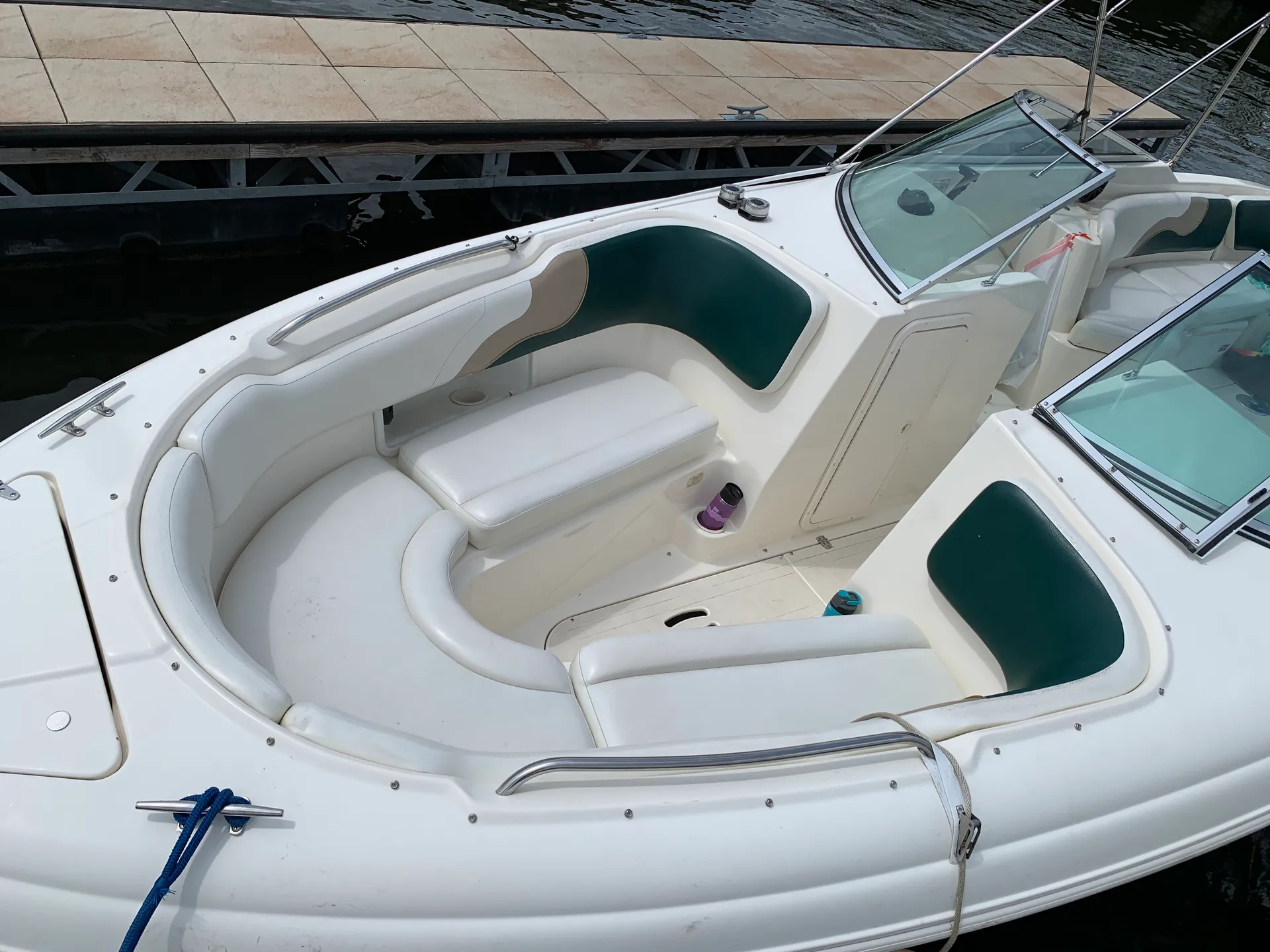 Rinker Boats 272 Captiva Open Bow in Osage Beach, MO — photo 3