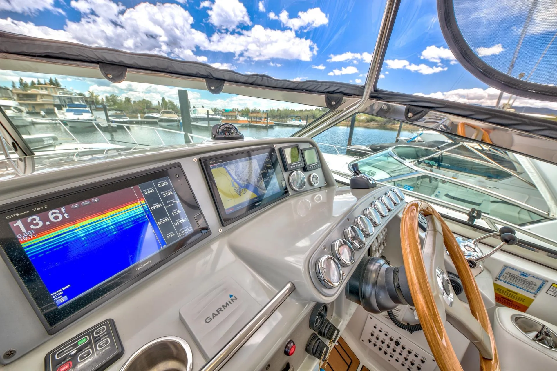 FORMULA BY THUNDERBIRD 40 PERFORMANCE CRUISER in South Lake Tahoe, CA — photo 6