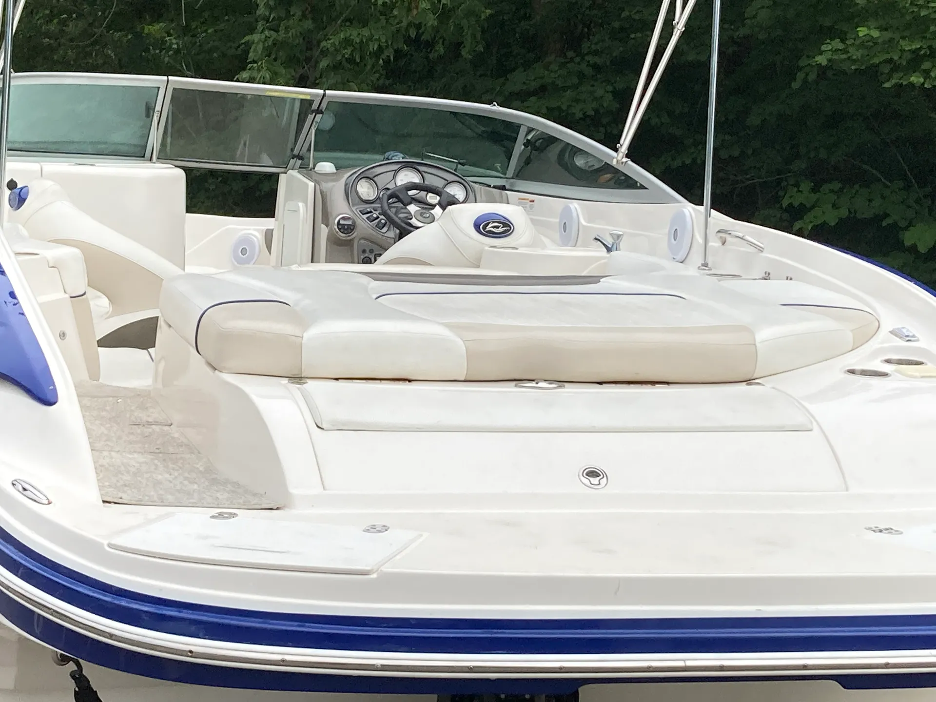 Rinker Boats Captiva 246 BR in Willis, TX — photo 3