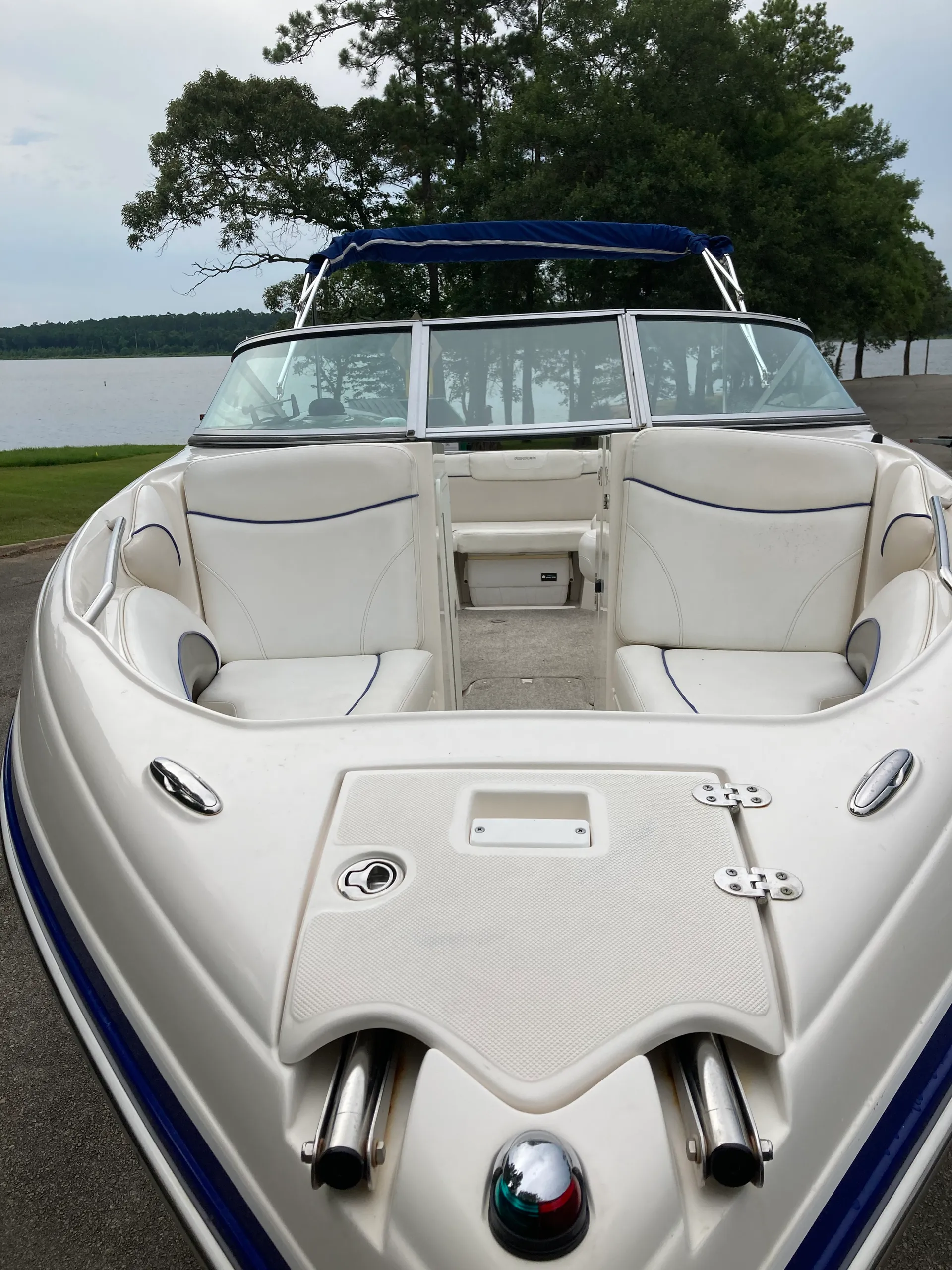 Rinker Boats Captiva 246 BR in Willis, TX — photo 4