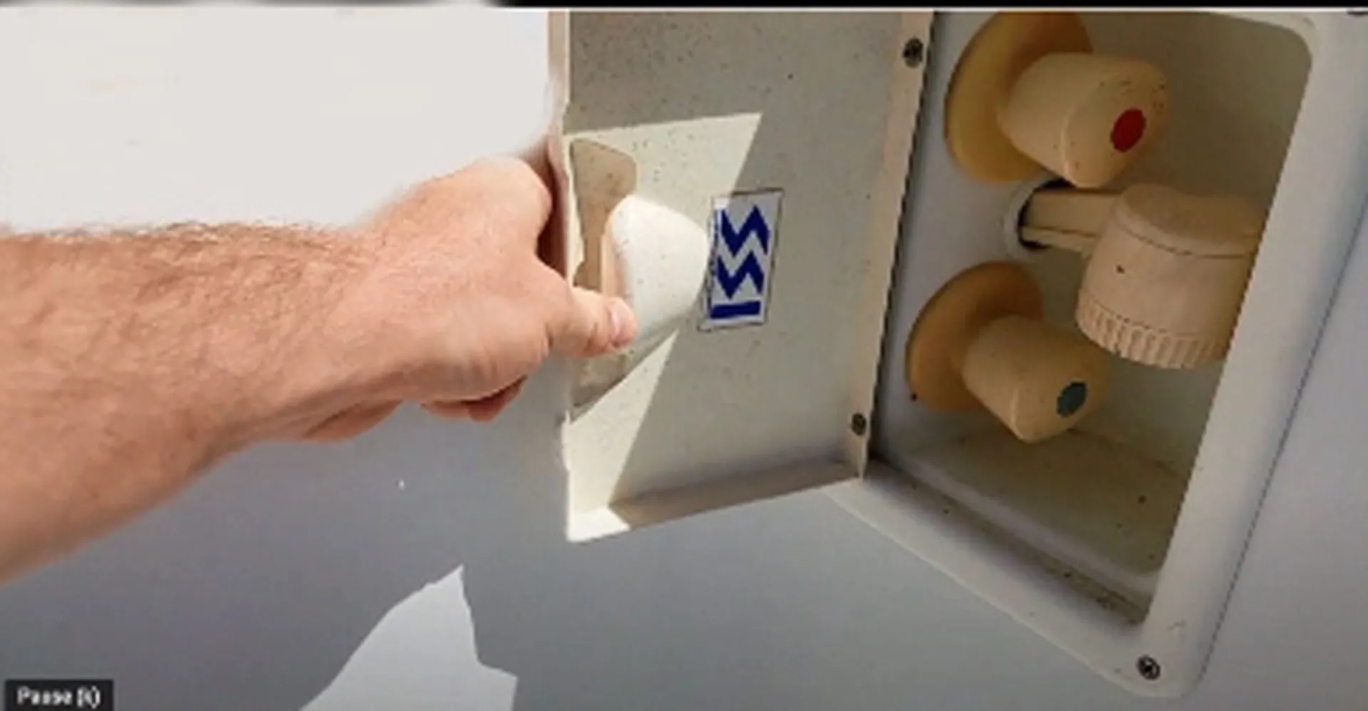 Carver Yachts 355 Aft Cabin in Osprey, FL — photo 4