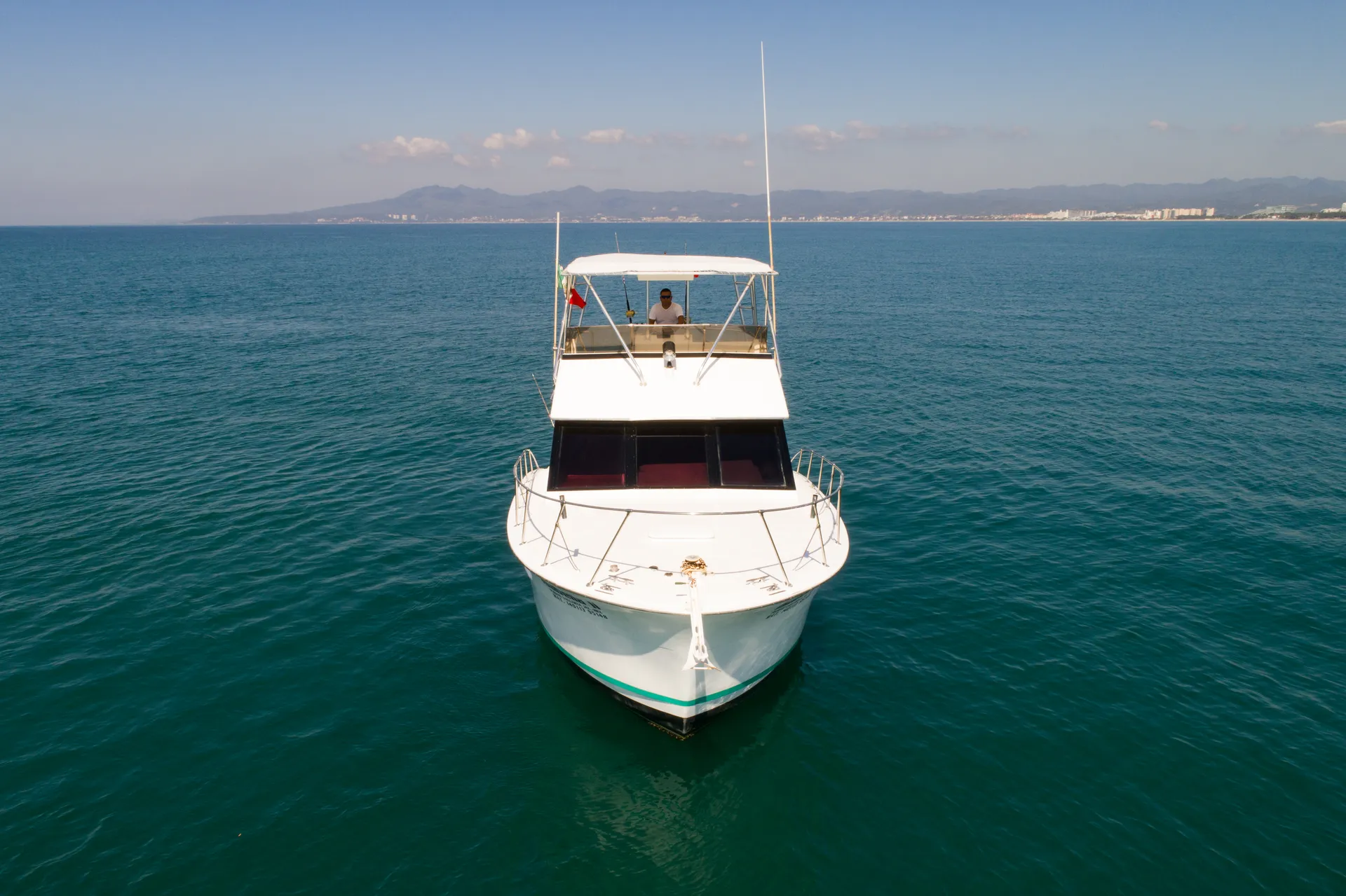 Hatteras 42 Cockpit Motoryacht in Las Jarretaderas, Nay. — photo 3
