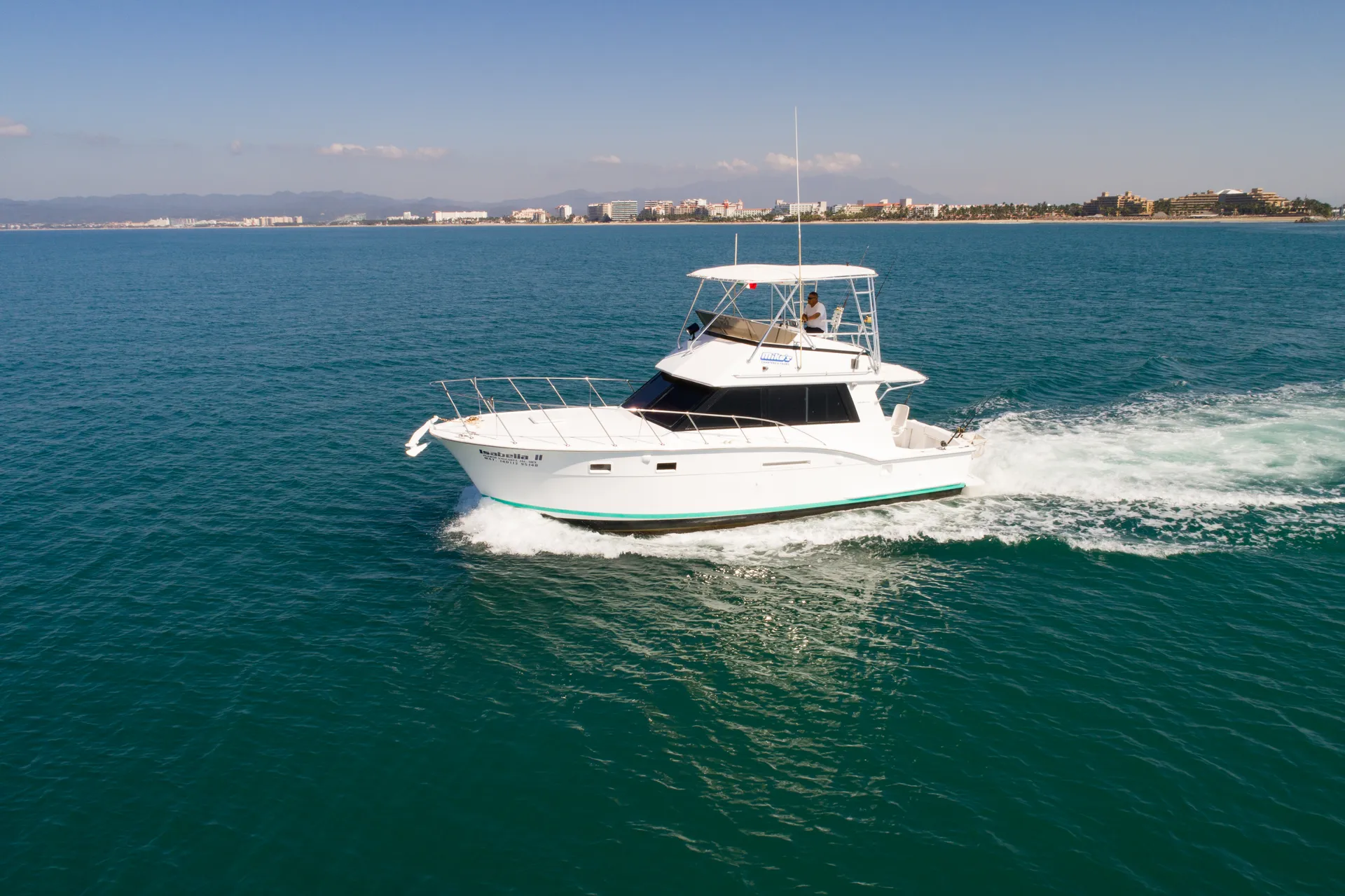 Hatteras 42 Cockpit Motoryacht in Las Jarretaderas, Nay. — photo 10