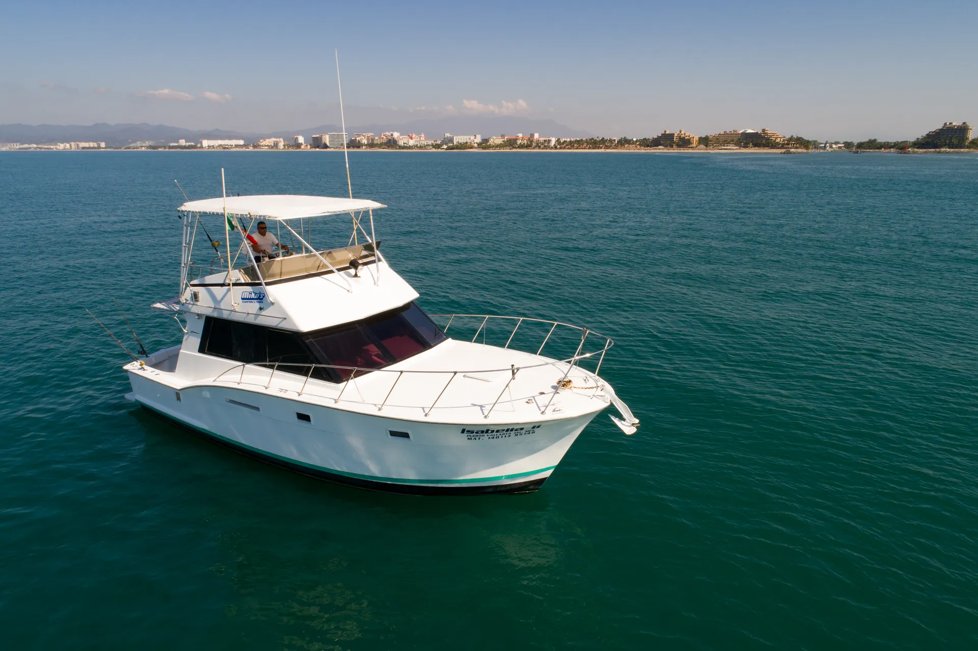 Hatteras 42 Cockpit Motoryacht in Las Jarretaderas, Nay. — photo 6