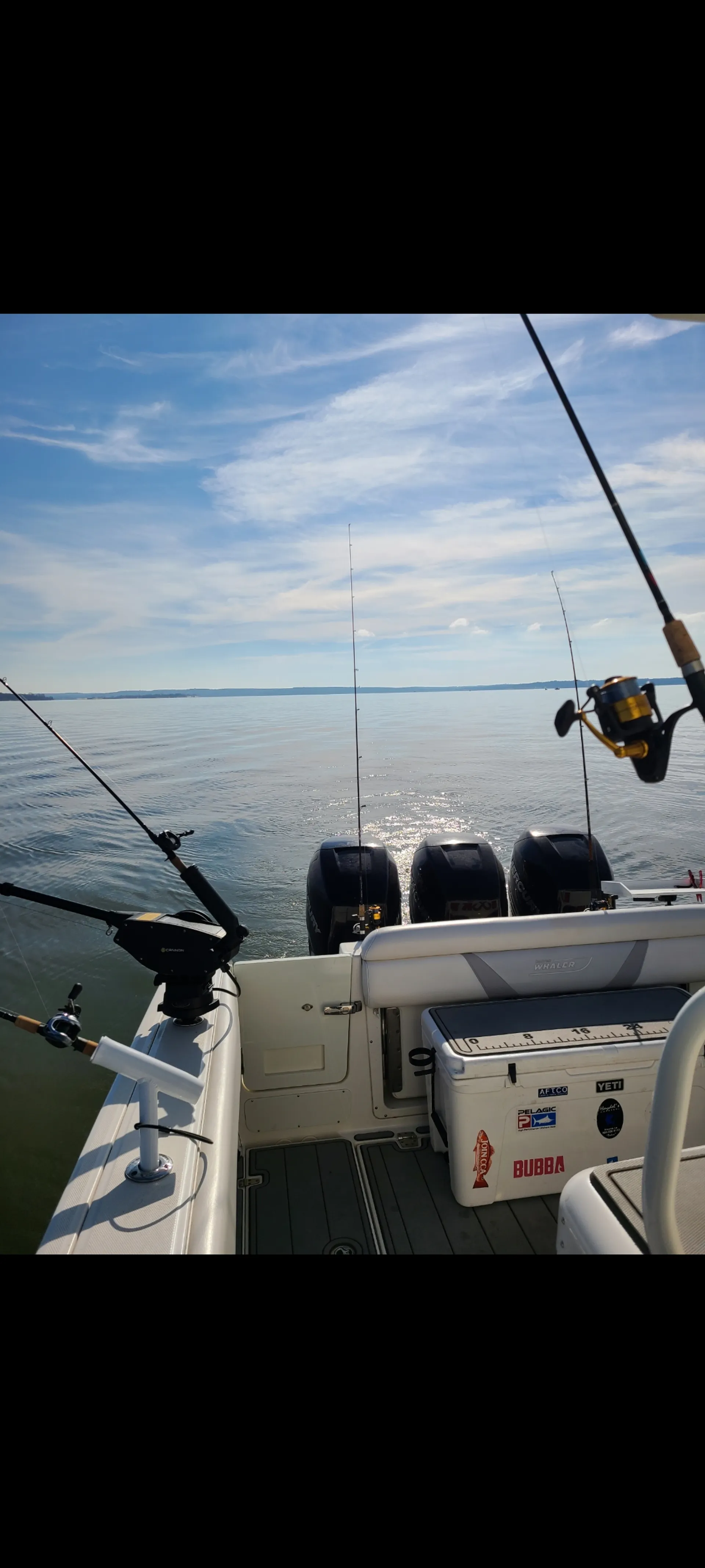 BOSTON WHALER 370 OUTRAGE W/3-300L6 VERADO in Pottsboro, TX — photo 2