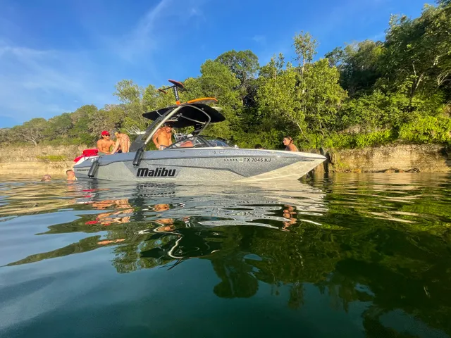 Rent a MALIBU BOATS ski and wakeboard in Austin, TX near me