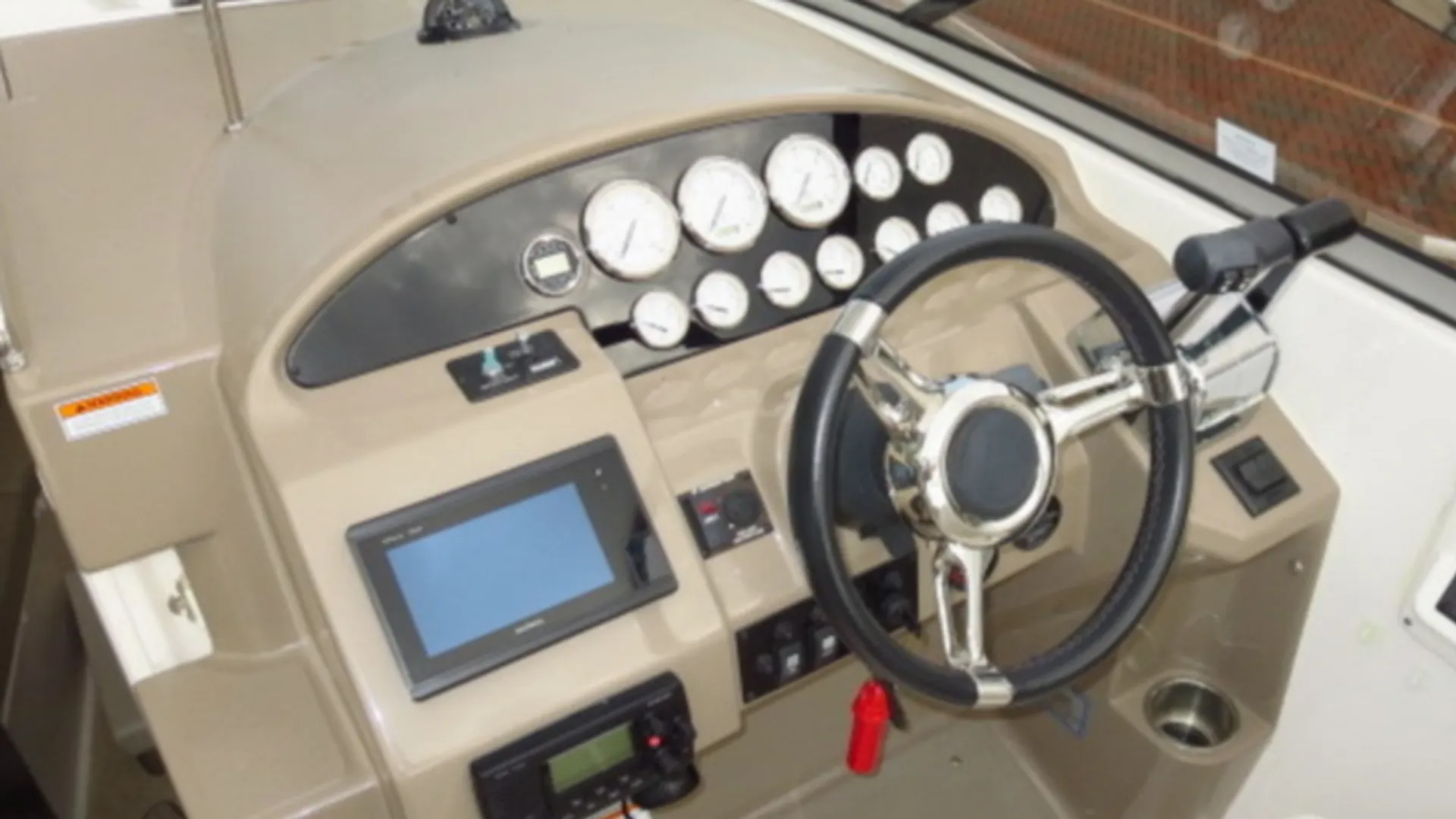 Regal 31' Express in St. Petersburg, FL — photo 6