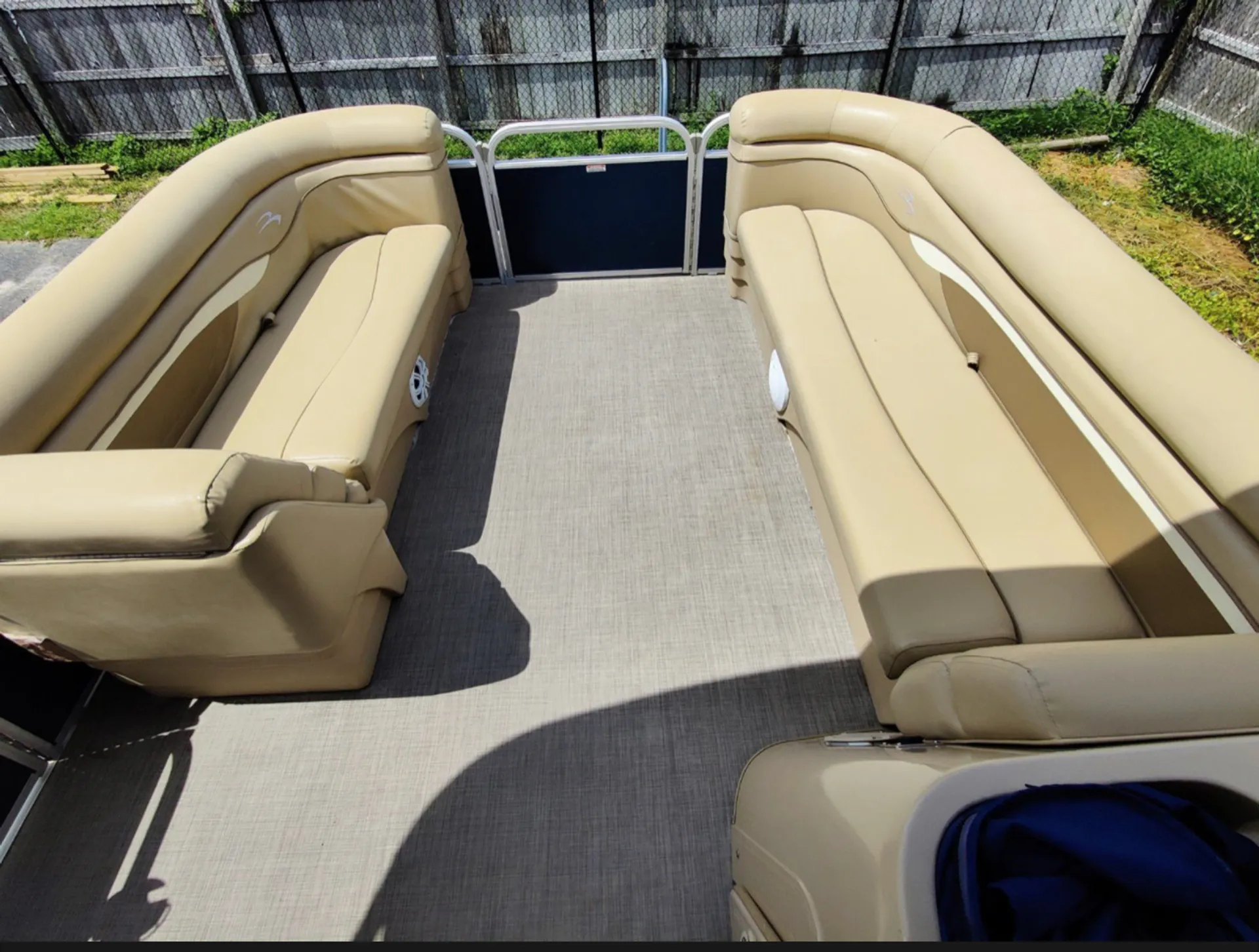 Delivery Available: 24ft Bennington Pontoon Boat