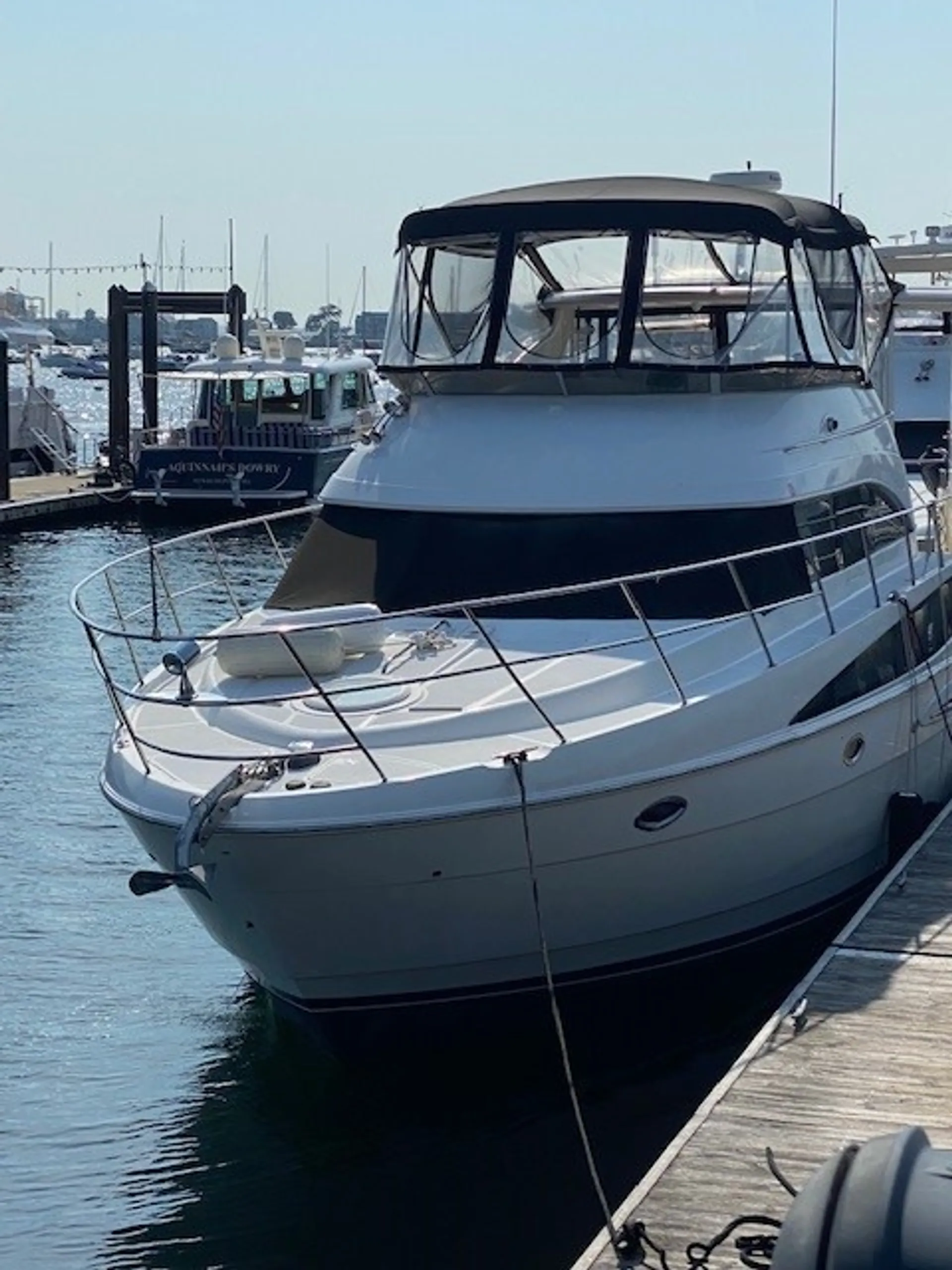 Meridian Yachts 408 Motoryacht in East Hampton, NY — photo 2