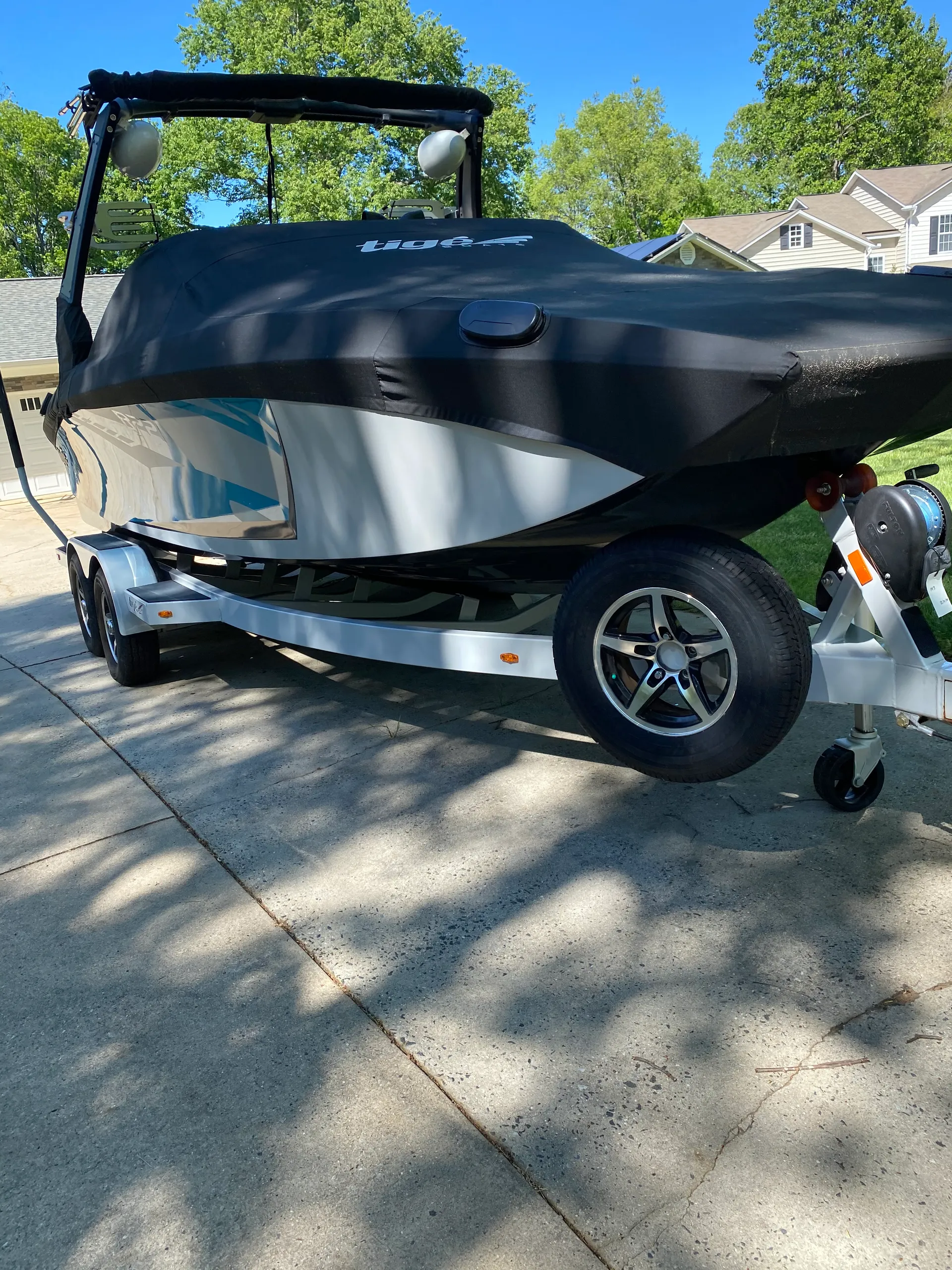 2017 Tige R22 Wake Surf Boat 