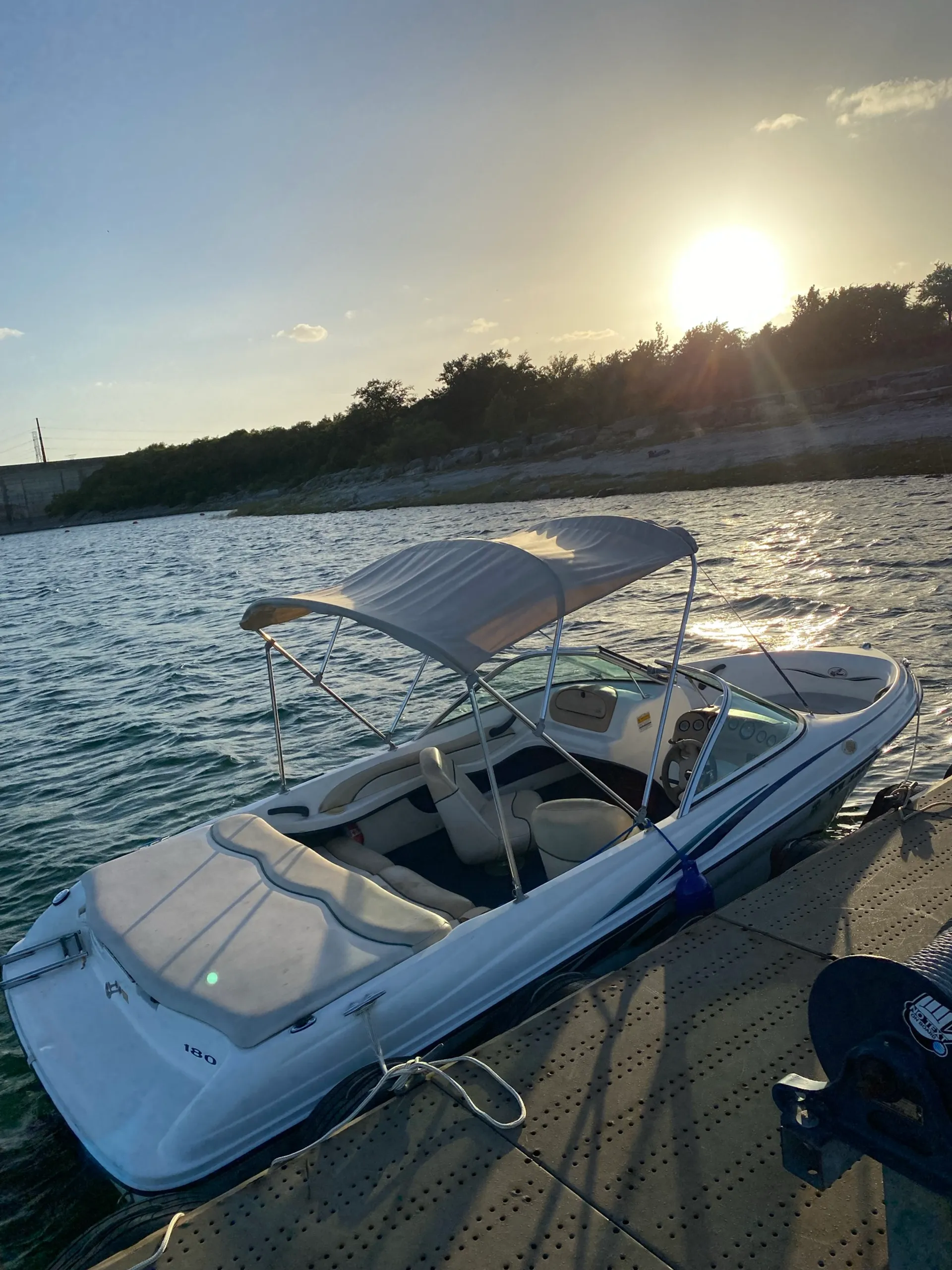 Sea Ray Boats 180 Sport BR  in Austin, TX — photo 7