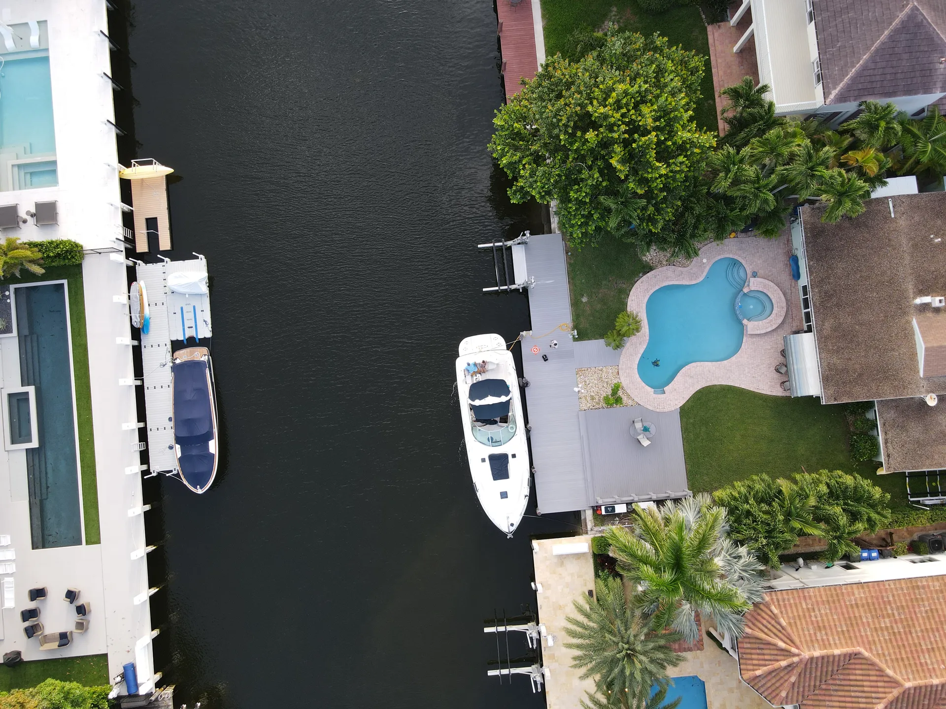 Cruise Fort Lauderdale in Style: Charter This Stunning 45' Sea Ray 