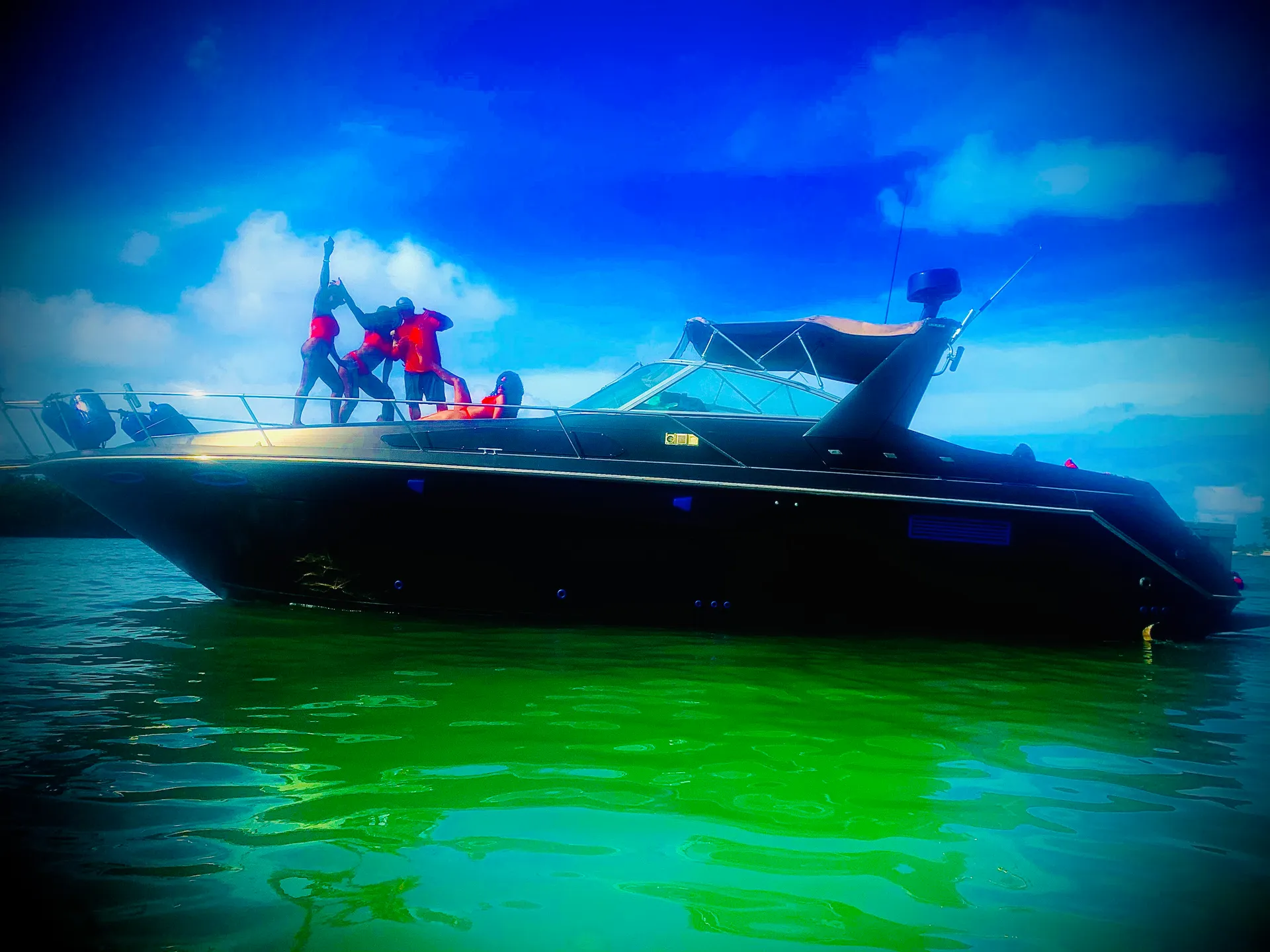 Sea Ray Boats 350 Express Cruiser in Miami, FL — photo 2