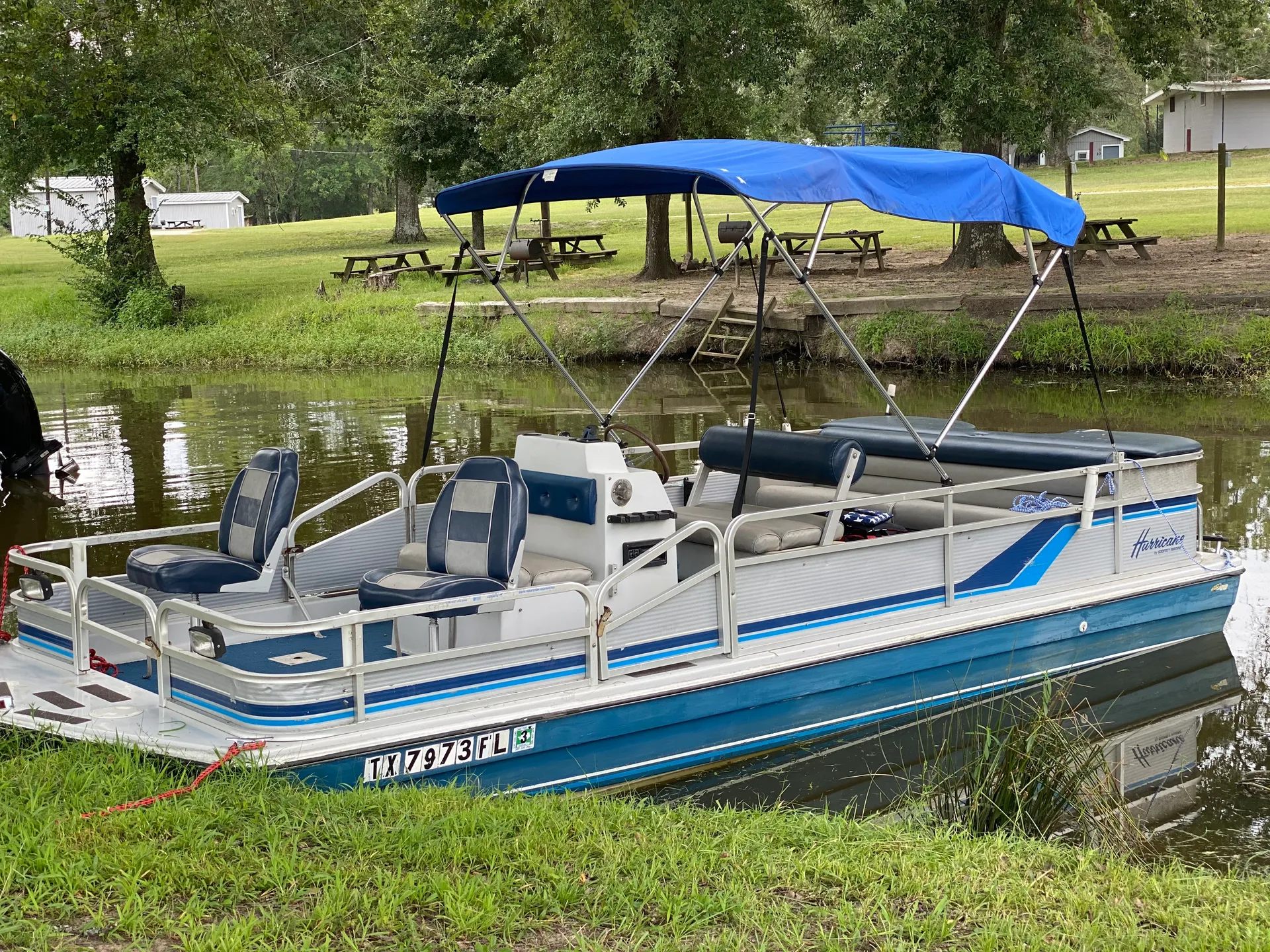 Hurricane Boats Deck Boat in Thornton, TX — photo 5
