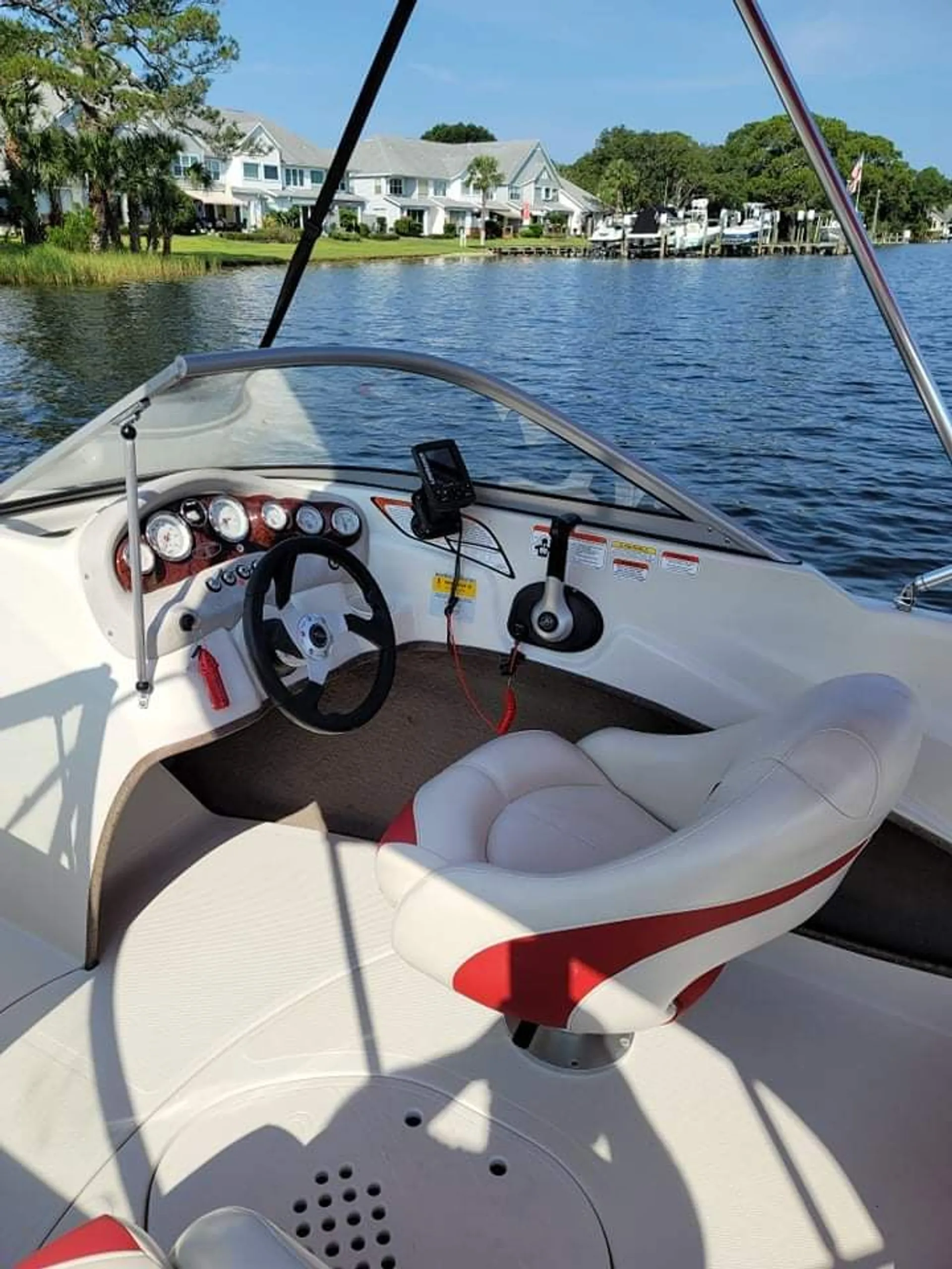 Tahoe by Tracker Marine Q4i SF  in Fort Walton Beach, FL — photo 5