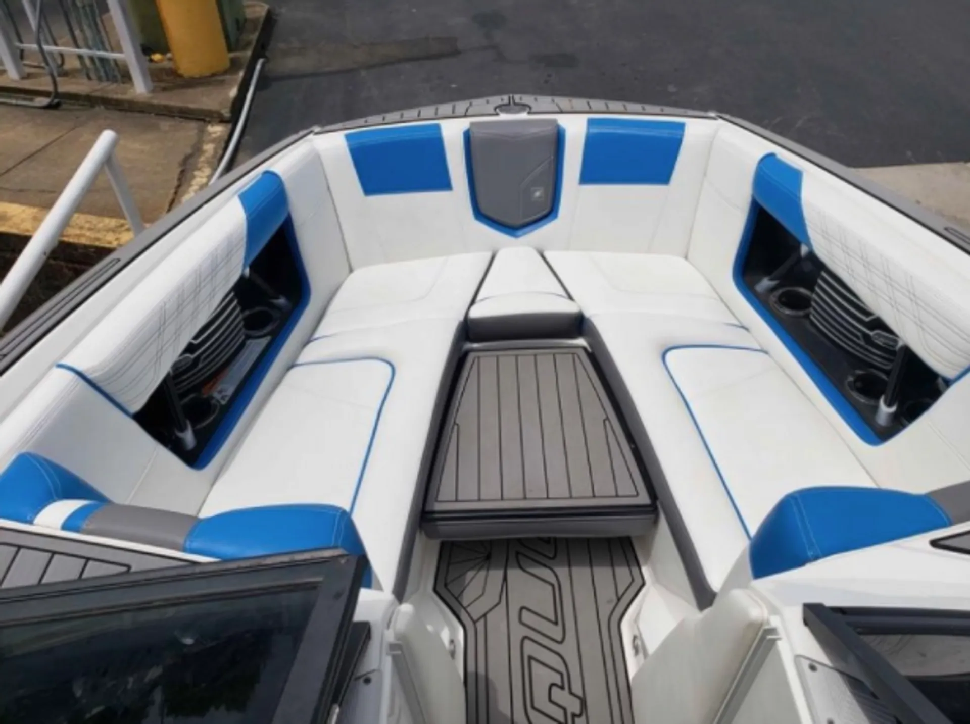 Crab island excursion & Wakesurf session on a 2025 Nautique G23 