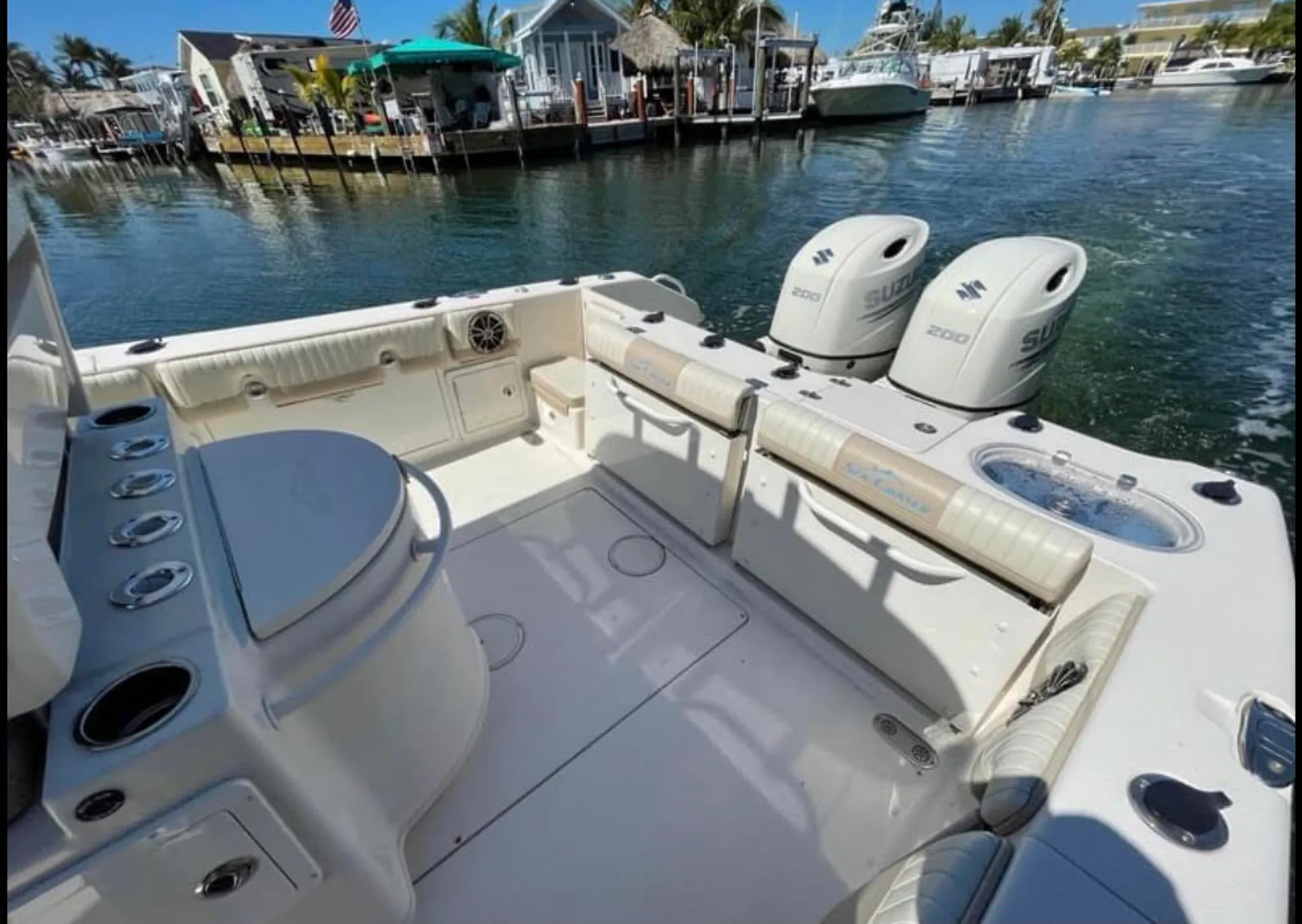 SEA CHASER BY CAROLINA SKIFF 27 HFC in Dania Beach, FL — photo 4