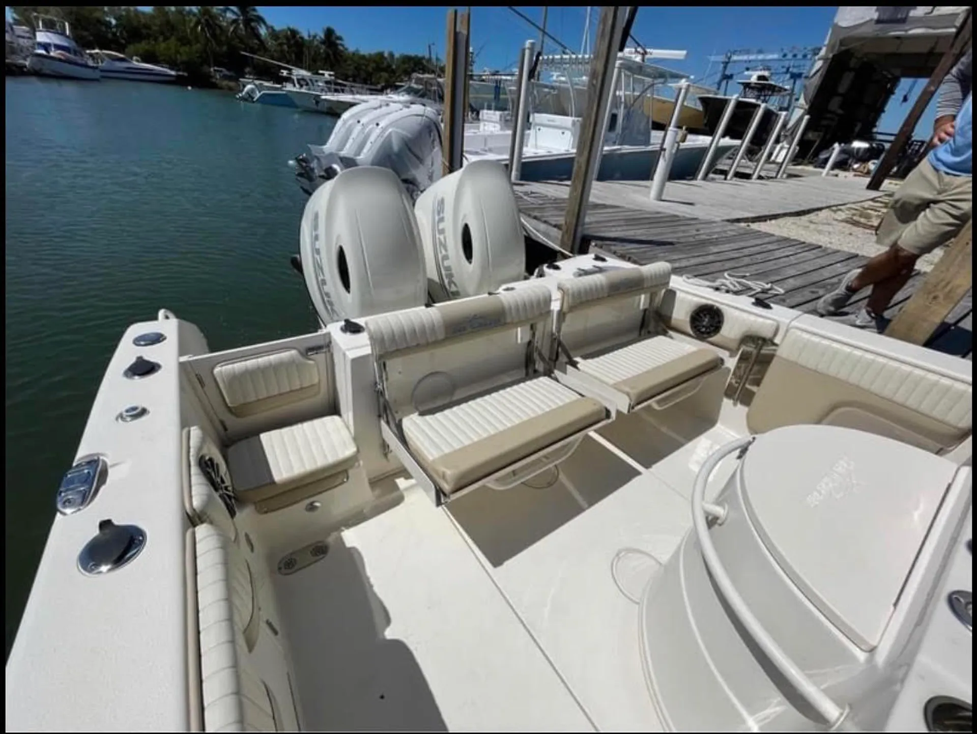 SEA CHASER BY CAROLINA SKIFF 27 HFC in Dania Beach, FL — photo 7