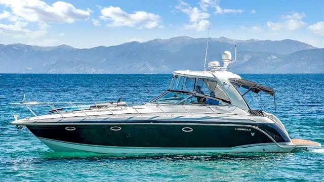 Rent a FORMULA BY THUNDERBIRD motor yacht in South Lake Tahoe, CA near me
