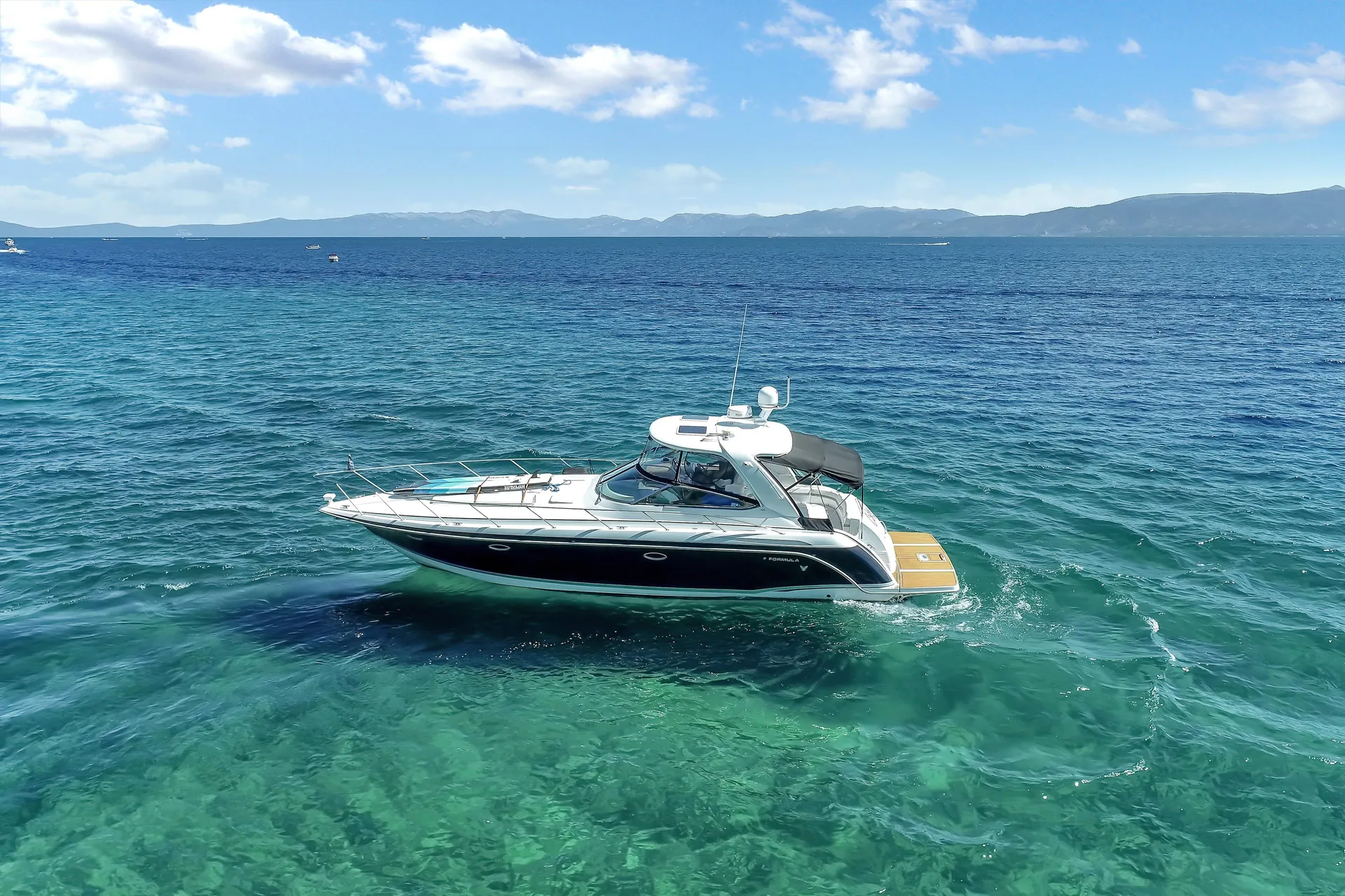 FORMULA BY THUNDERBIRD 40 PERFORMANCE CRUISER in South Lake Tahoe, CA — photo 5