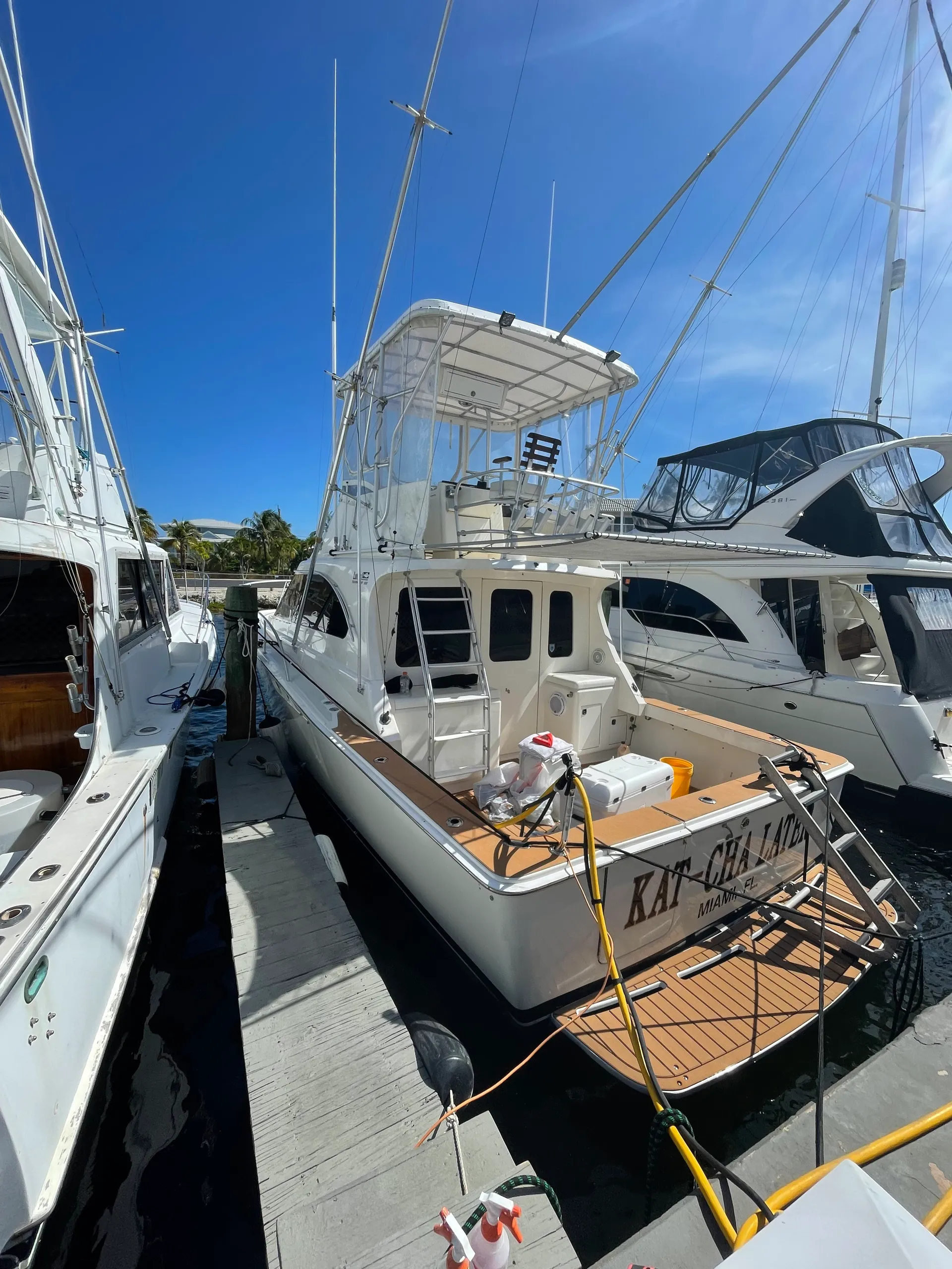 Luhrs Boats IO1042153 in Key Largo, FL — photo 3