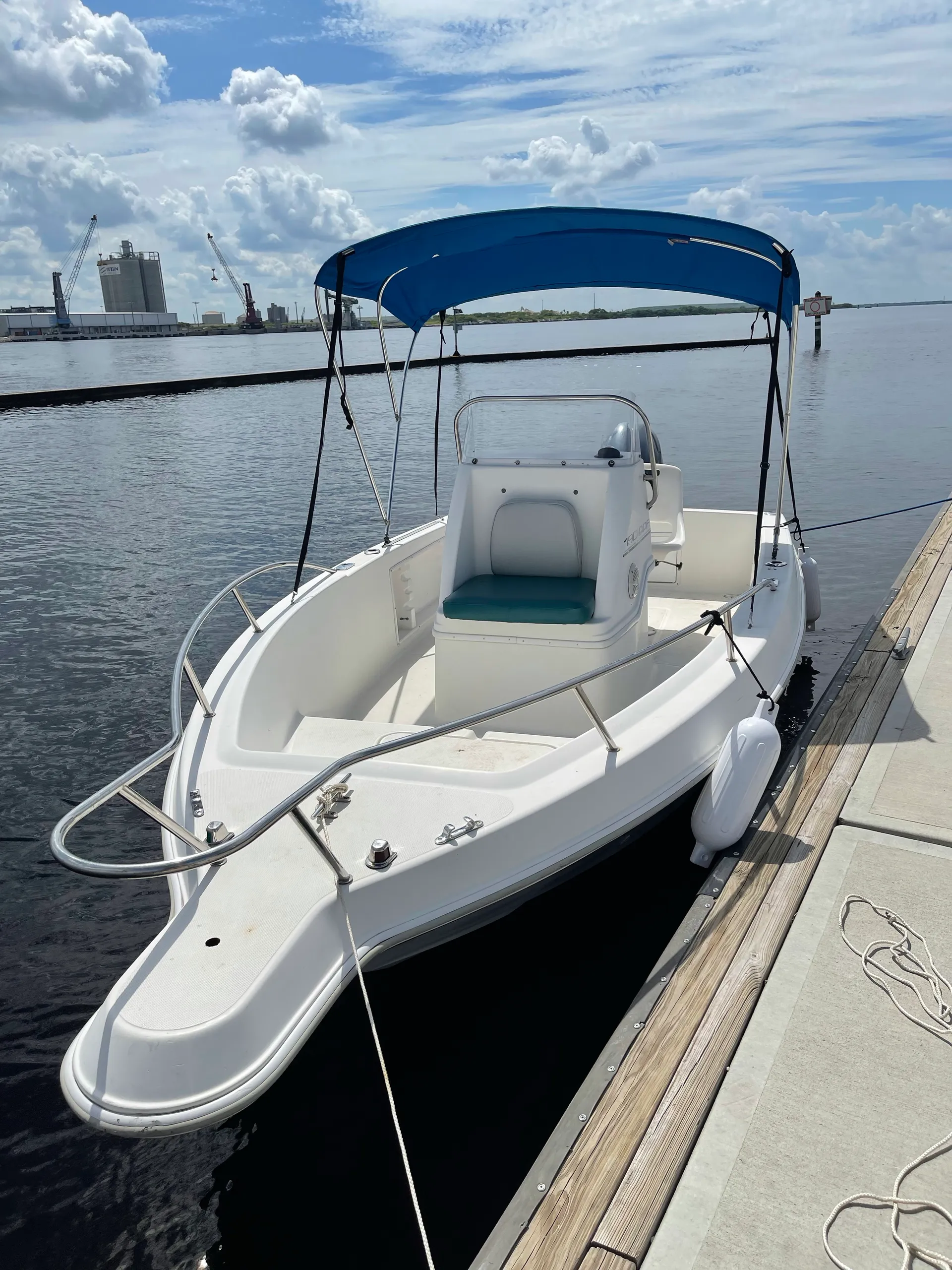 Wellcraft 190 ccf in Tampa, FL — photo 3