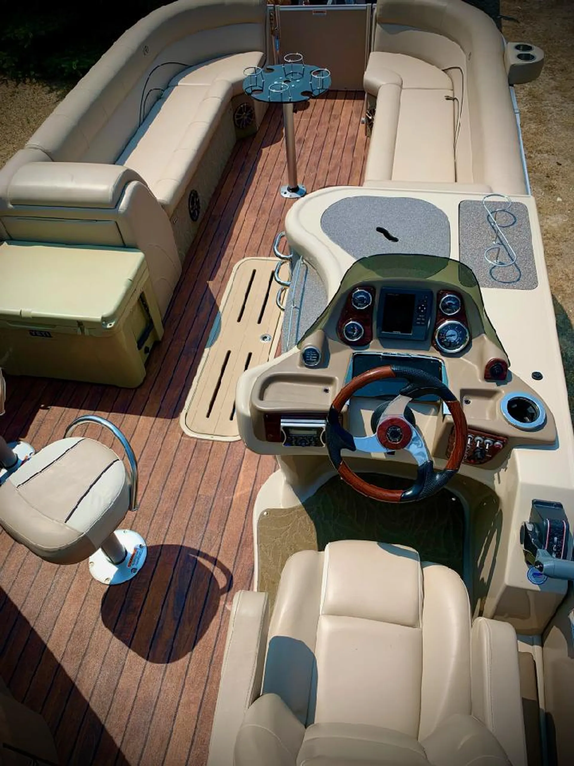 Avalon Pontoons 26' Catalina Entertainer in Helena, MT — photo 5