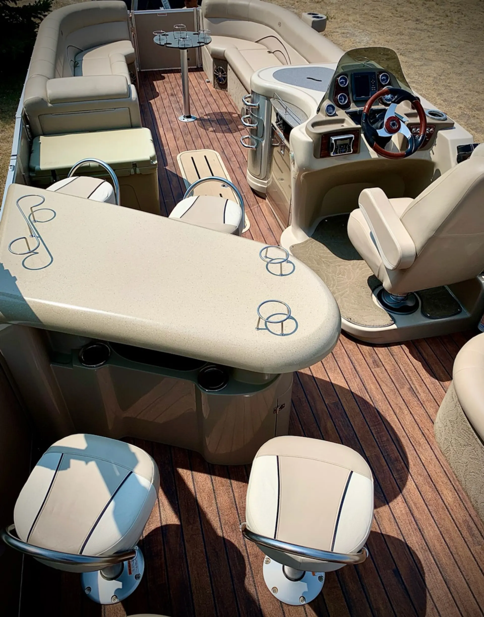 Avalon Pontoons 26' Catalina Entertainer in Helena, MT — photo 2