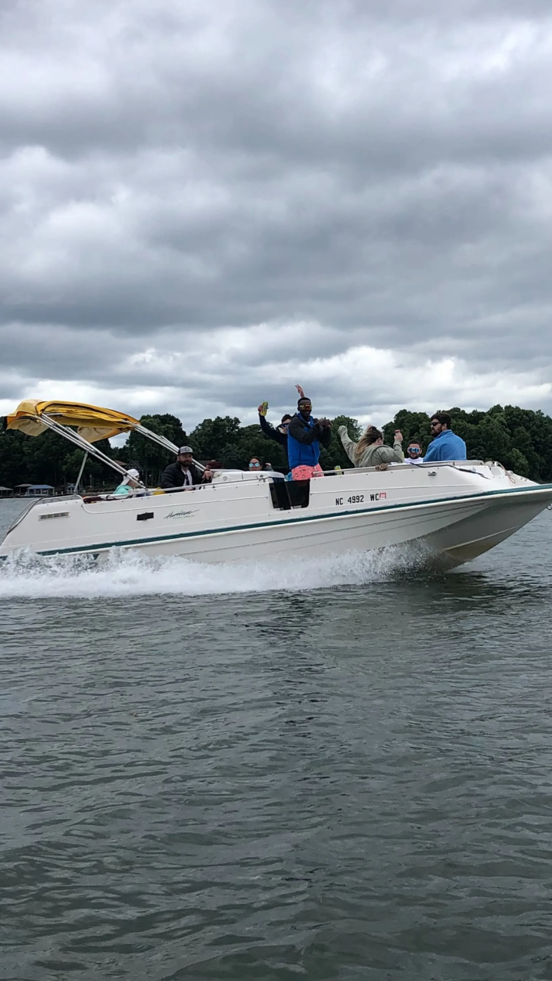 Hurricane Boats FD 246 Fun Deck in Iredell County, NC — photo 3