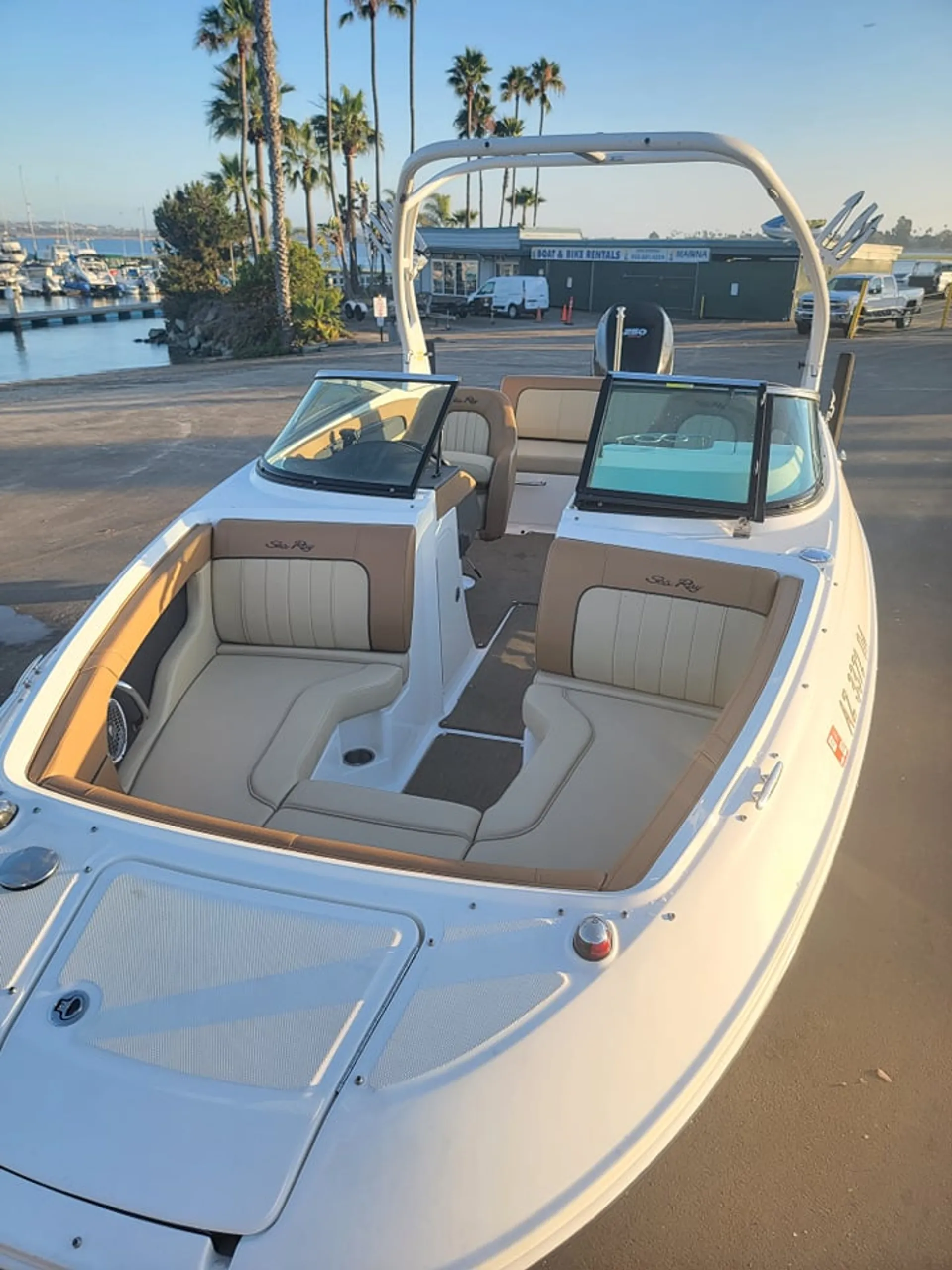 Sea Ray Boats 220 Sundeck w/250XL Verado in Mesa, AZ — photo 8